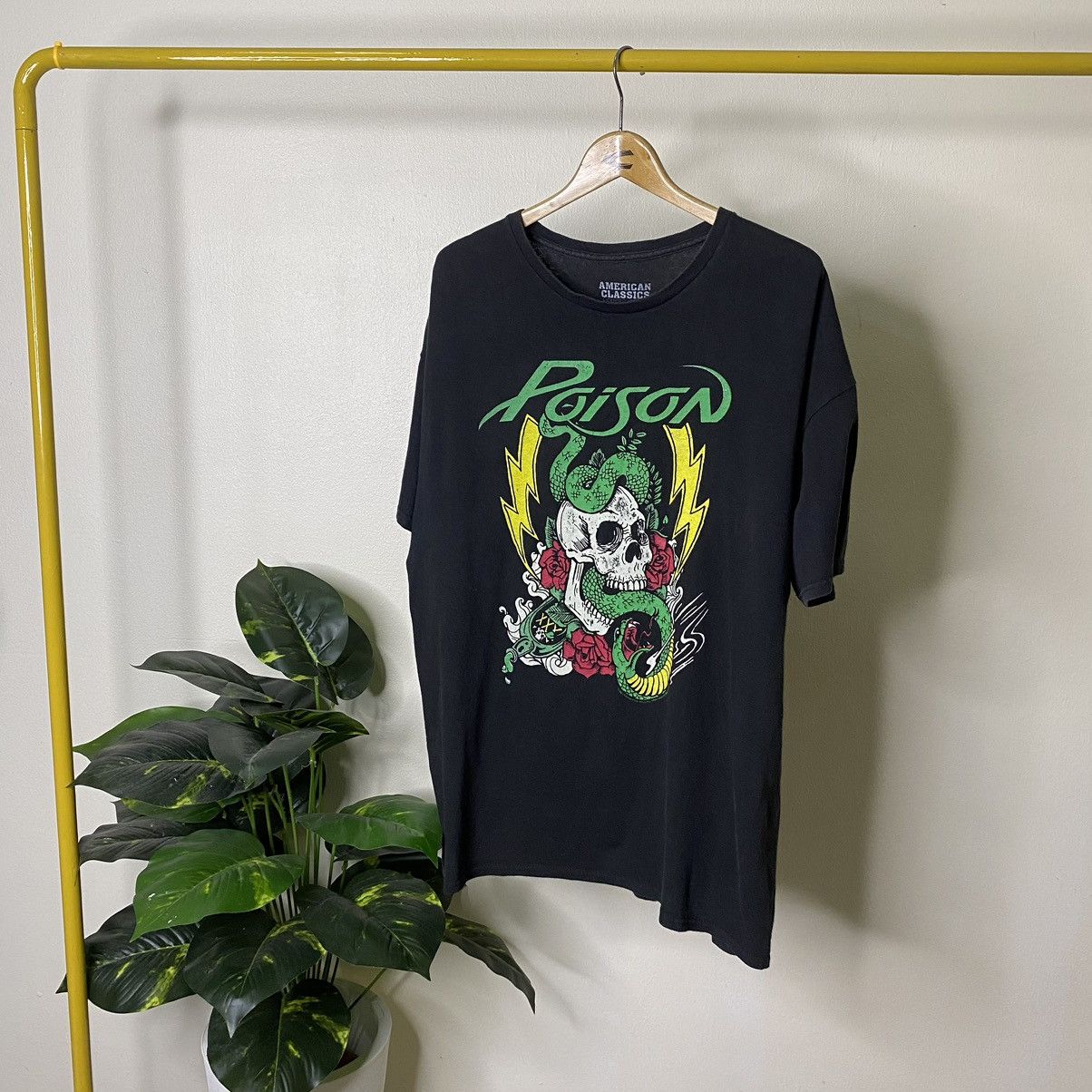 Band Tees × Vintage Y2K Poison American Rock Band Reissue T Shirt Size US XL / EU 56 / 4 - 1 Thumbnail