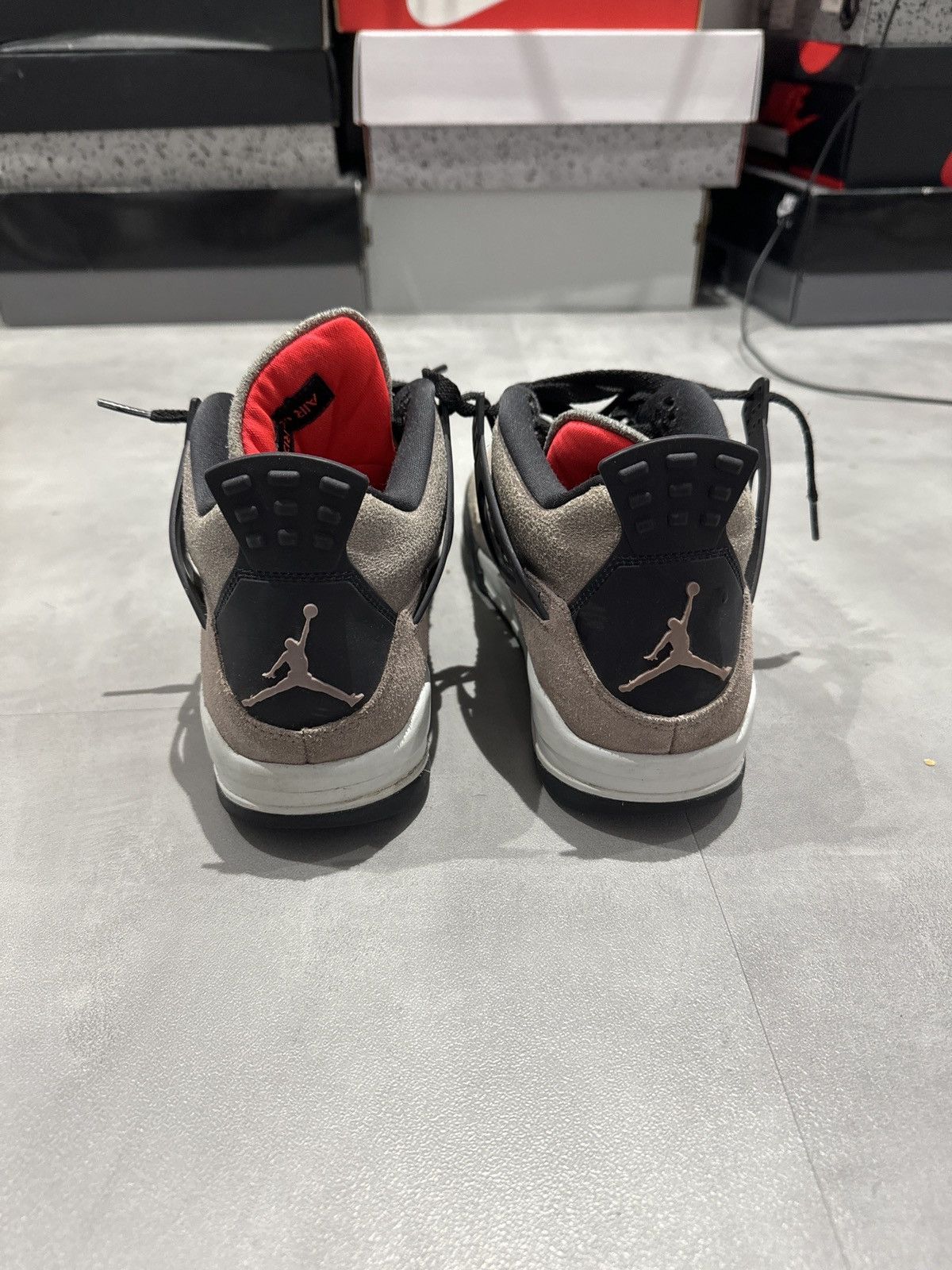 Jordan Brand × Nike Jordan 4 Taupe Haze Size US 9 / EU 42 - 4 Thumbnail