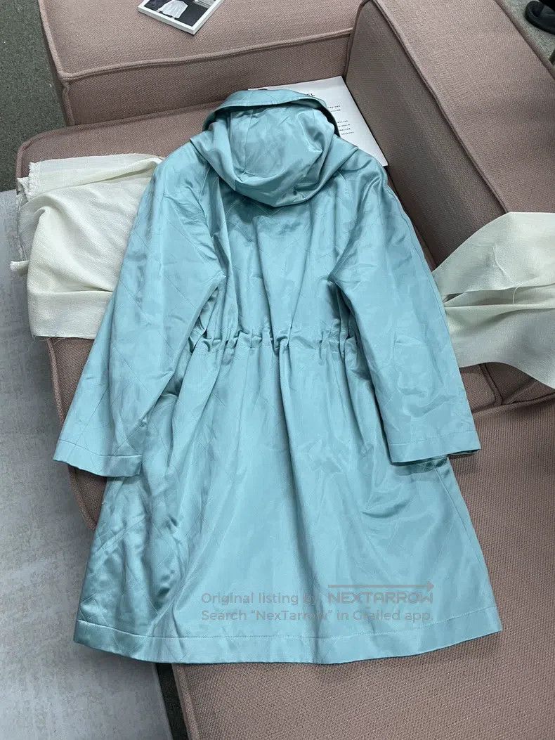 Chanel Chanel Lake green silk hooded jacket Size XS / US 0-2 / IT 36-38 - 2 Thumbnail