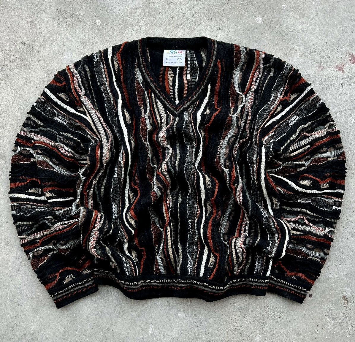 Coogi CRAZY VINTAGE COOGI 3D CABLE V NECK Size US M / EU 48-50 / 2 - 1 Thumbnail