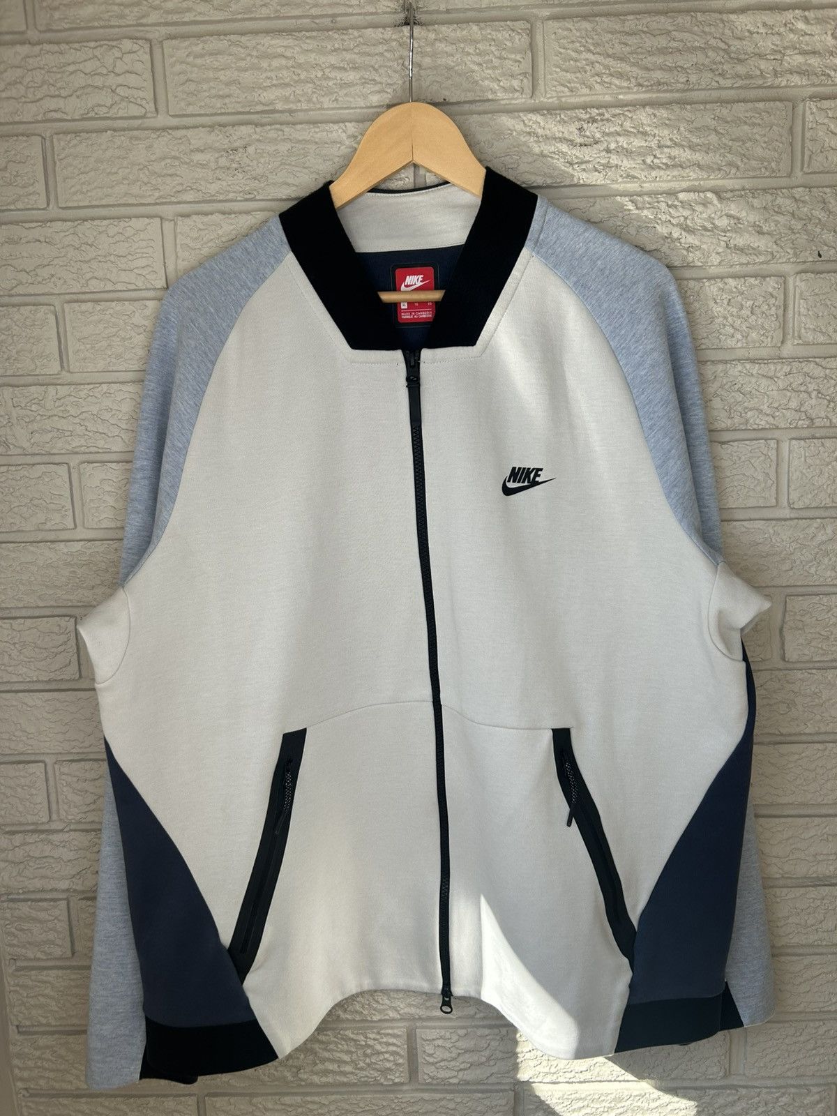 Nike Nike Tech Fleece Zip Up Sweater Size US XL / EU 56 / 4 - 1 Thumbnail