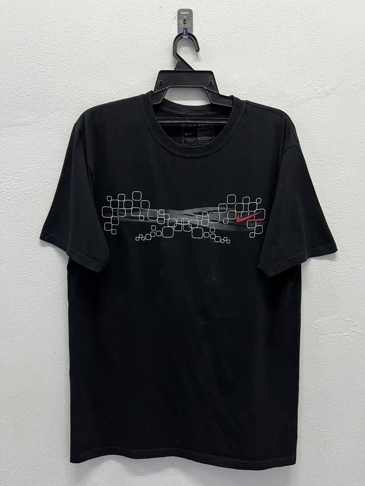 VINTAGE NIKE SWIM SHIRT