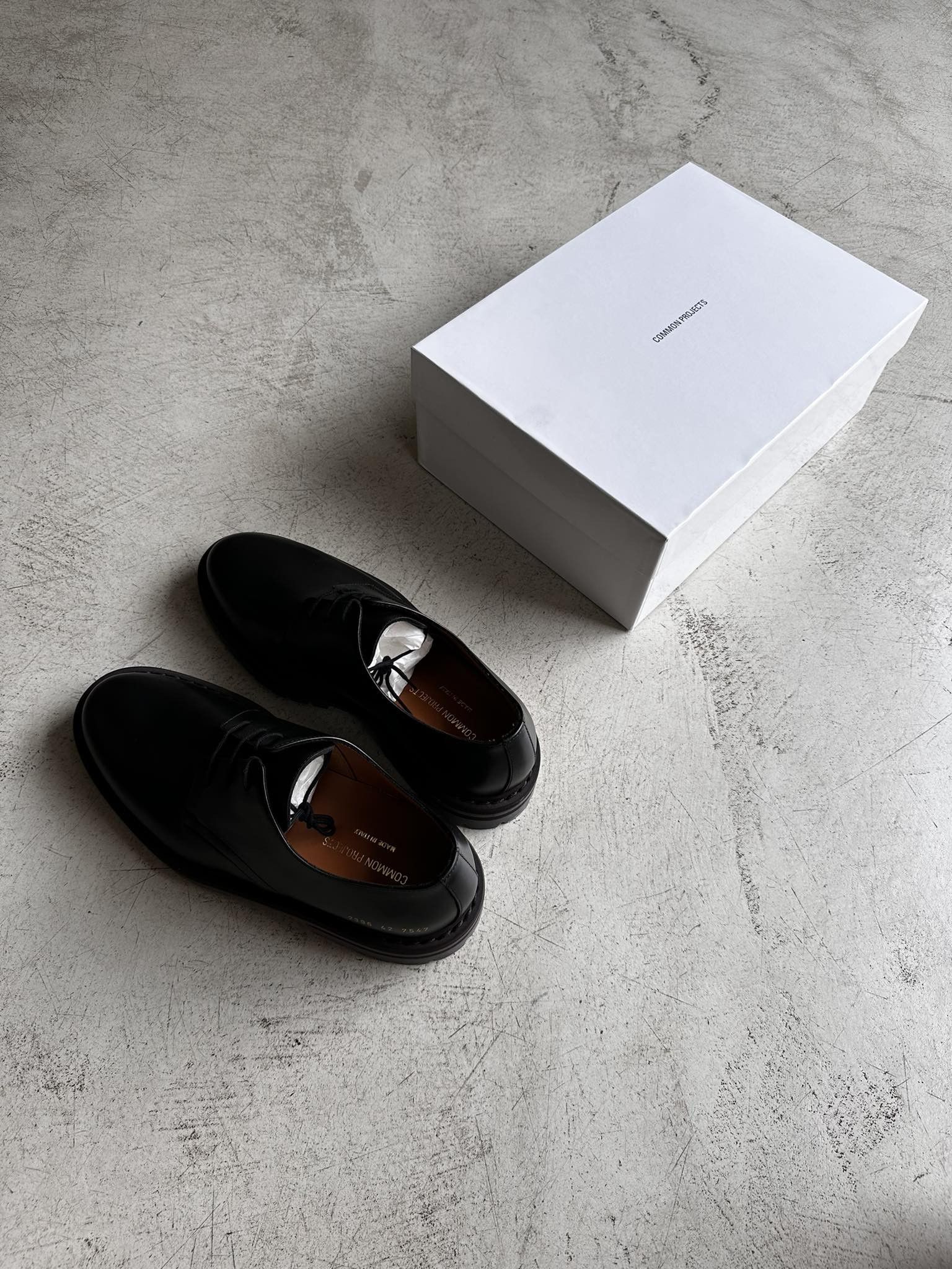 Common Projects Common Projects Officer's Derby Black 2396 7547 US 8 EU 41 Size US 8 / EU 41 - 2 Thumbnail