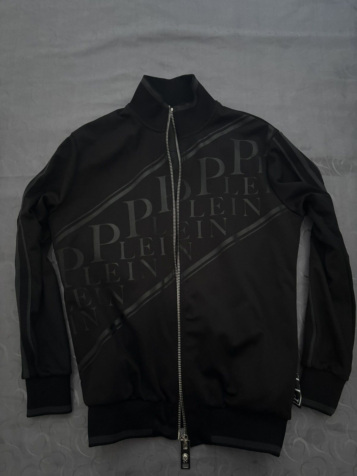 Philipp Plein Original Philipp Plein zip-up hoodie. Size US M / EU 48-50 / 2 - 1 Thumbnail