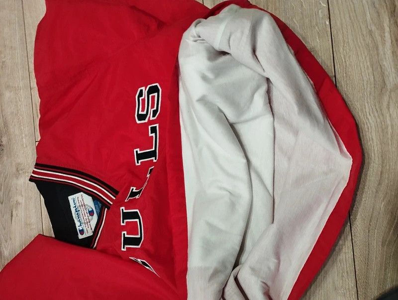 Champion Champion Chicago Bulls jacket size XL Size US XL / EU 56 / 4 - 7 Thumbnail
