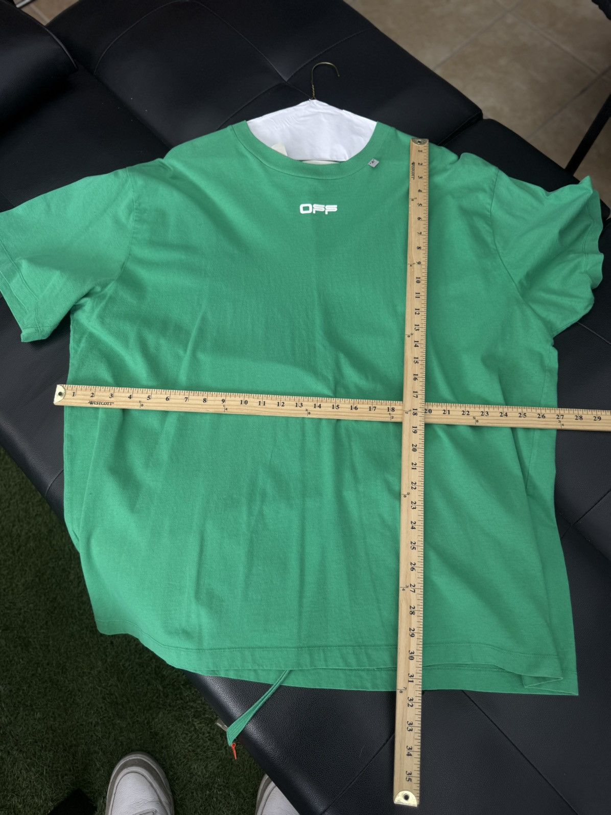 Off-White Off White Tee Shirt Size XL Green Clean Condition 🧼 Size US XL / EU 56 / 4 - 13 Thumbnail