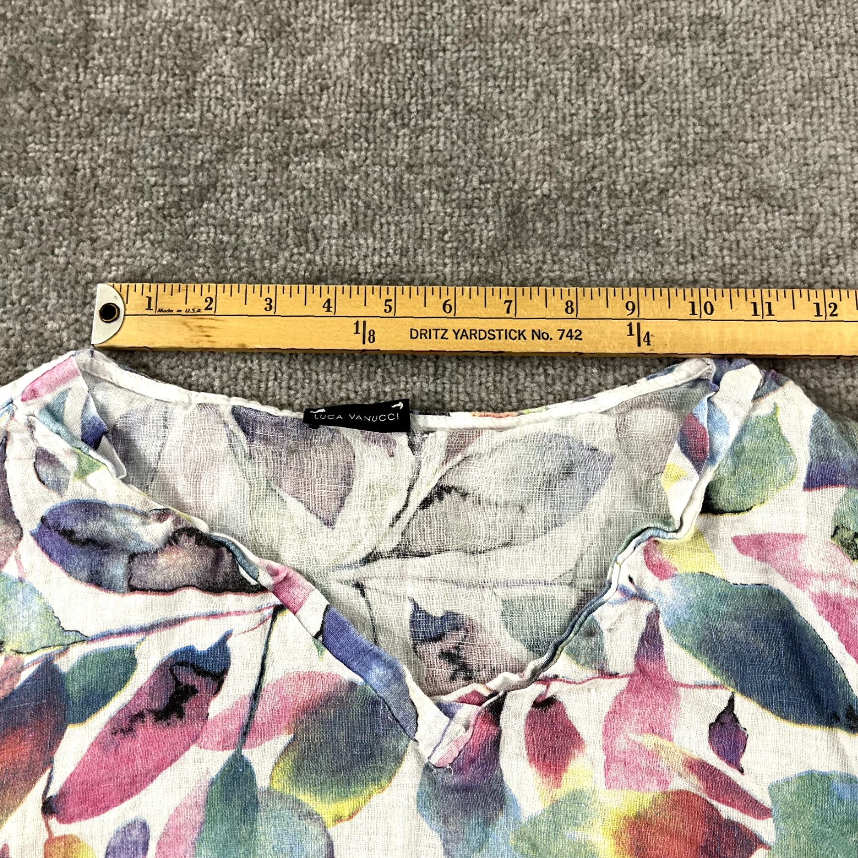 Vintage LUCA VANUCCI Blouse Women Medium White Floral Leaf 100% Linen Roll Top Italy Womens Size M / US 6-8 / IT 42-44 - 7 Thumbnail