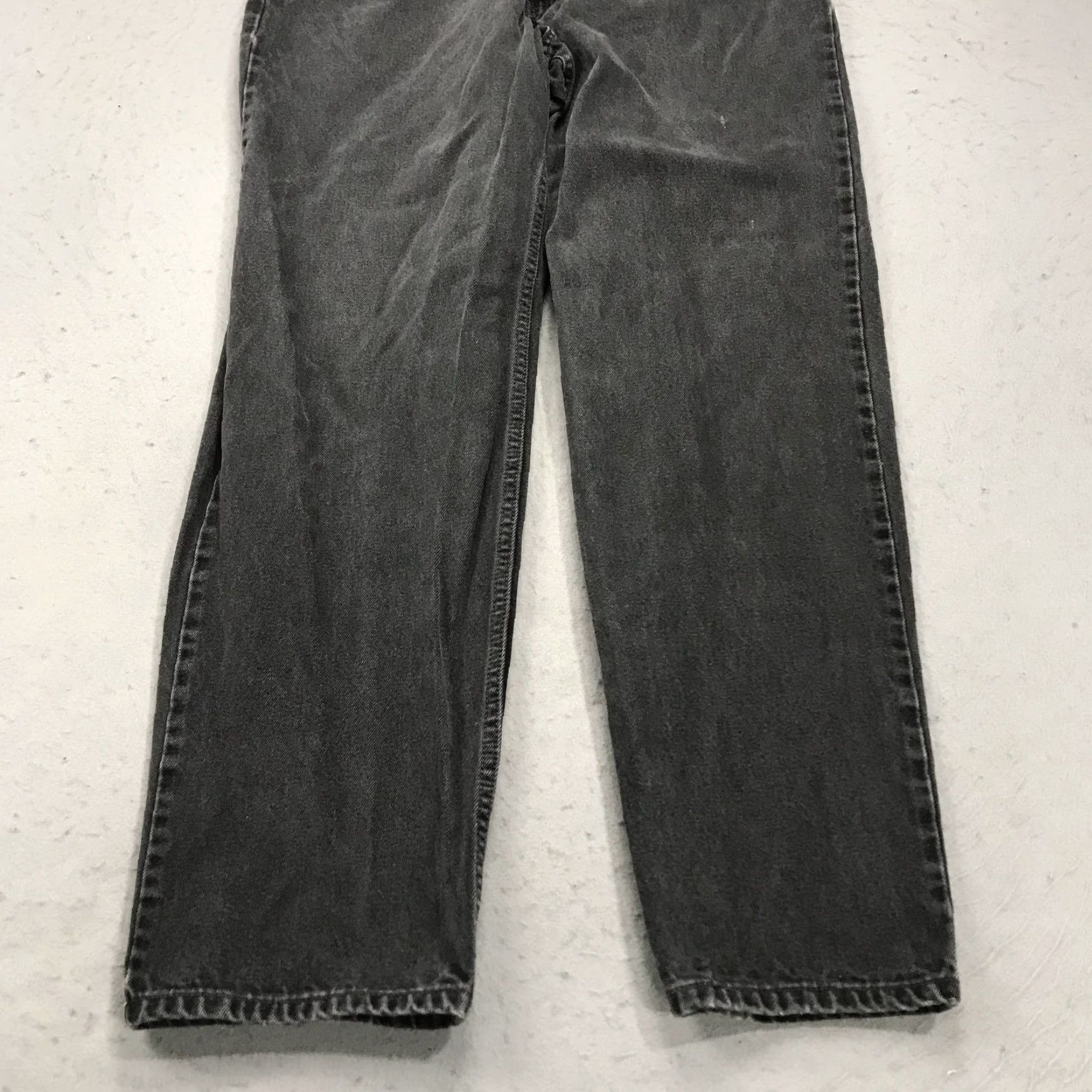Levi's VINTAGE Levi's 550 Jeans Mens 38x32 Black Relaxed Fit Denim Tapered Leg Logo 90s Size US 38 / EU 54 - 3 Thumbnail