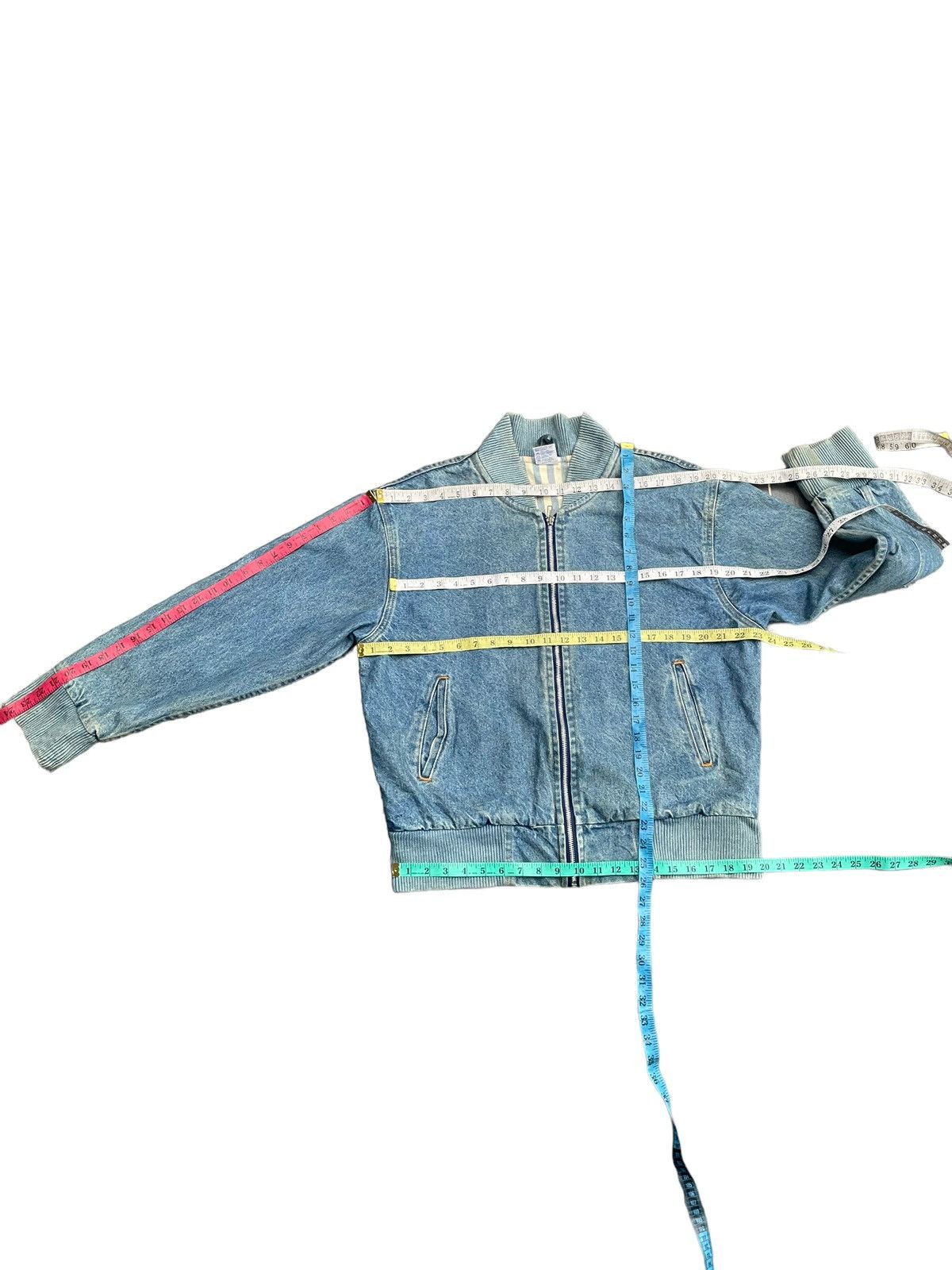 Vintage Vintage 3 Horse Embossed Denim Jacket Size US L / EU 52-54 / 3 - 15 Thumbnail