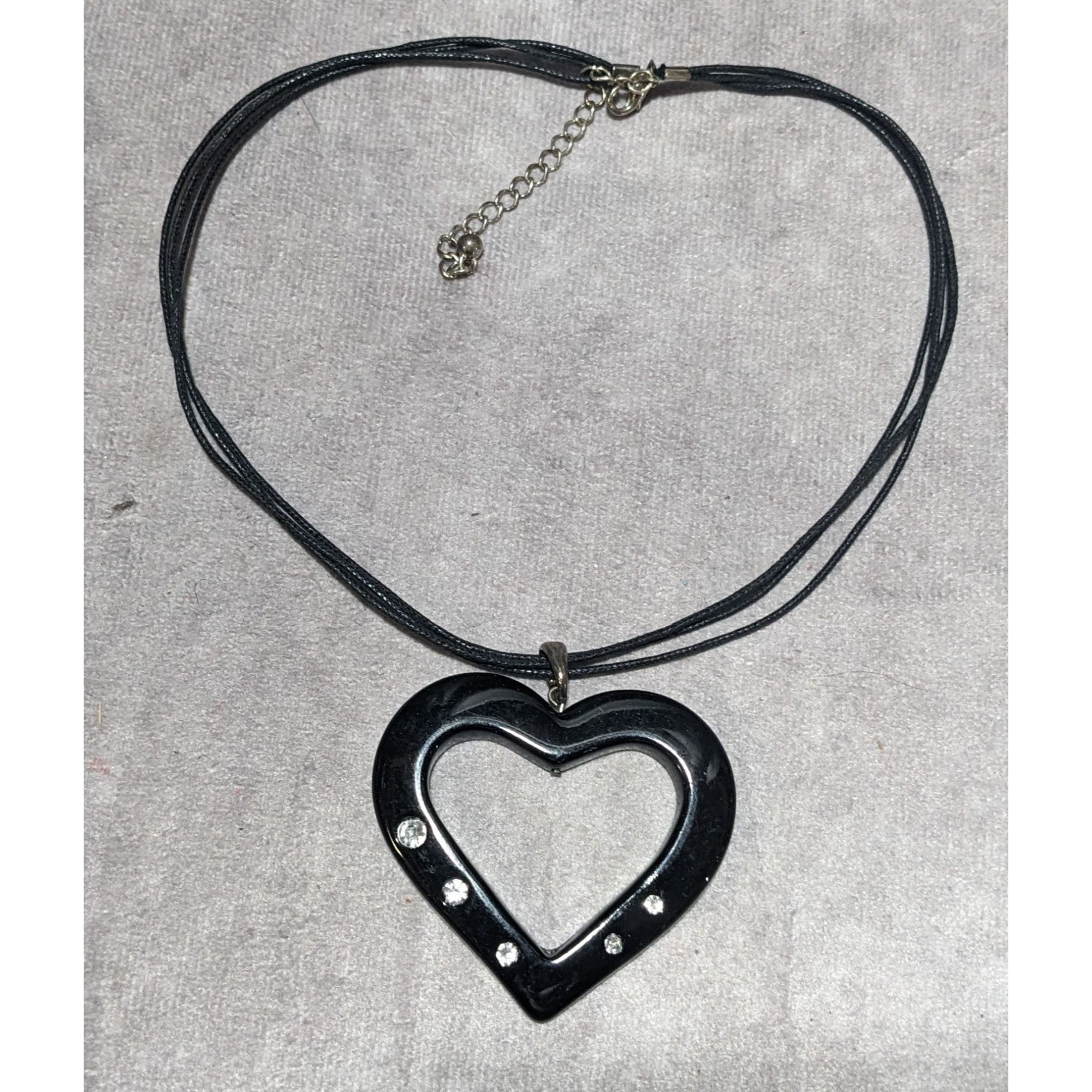 Other Glam Goth Open Heart Black Pendant Necklace Size ONE SIZE - 1 Thumbnail
