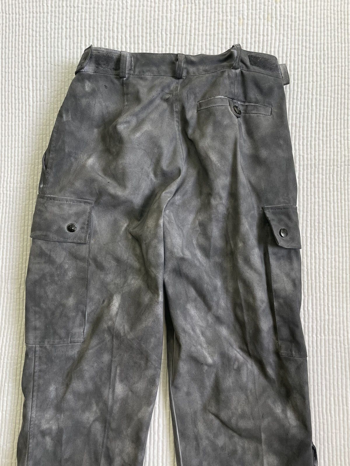 Handmade Noseeum Night Hand Camo Cargos Size US 28 / EU 44 - 8 Thumbnail