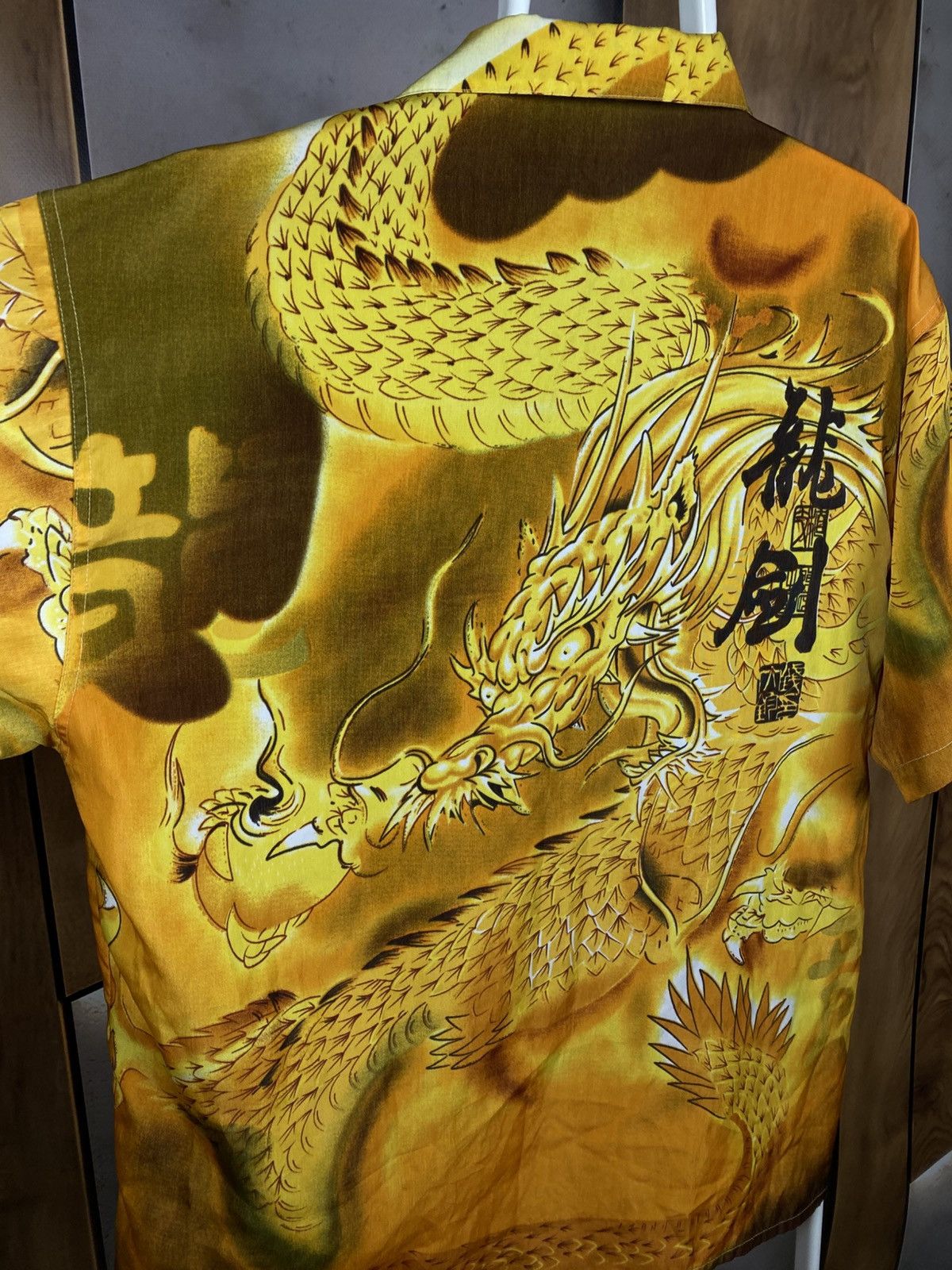 Japanese Brand 🐉Vintage 90s Shiry Short Sleeve Dragon Overprint Wan Guo🐉 Size US XL / EU 56 / 4 - 8 Thumbnail