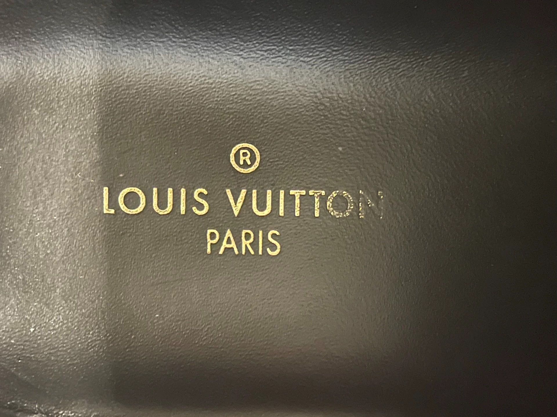 Louis Vuitton Louis Vuitton Tranier Sneaker Men's 7 Black 9/10 Size US 7 / EU 40 - 7 Thumbnail