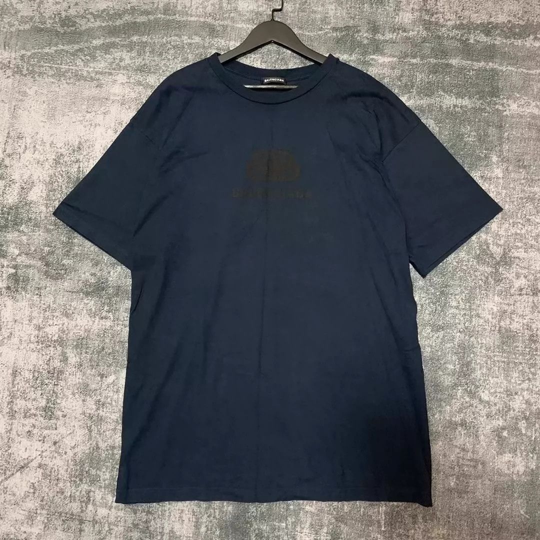 Balenciaga Balenciaga Plush Lock Short Sleeve Size US XS / EU 42 / 0 - 1 Thumbnail