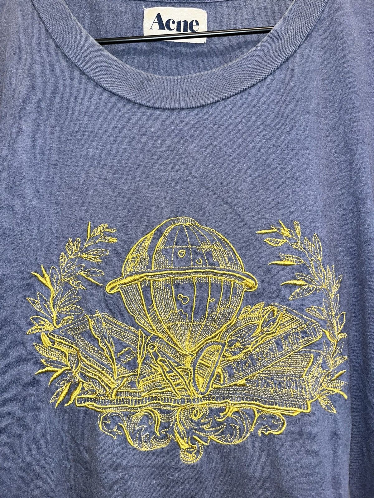 Acne Studios Early Acne Studios Boxy Embroidered Globe Tee Size US M / EU 48-50 / 2 - 3 Thumbnail