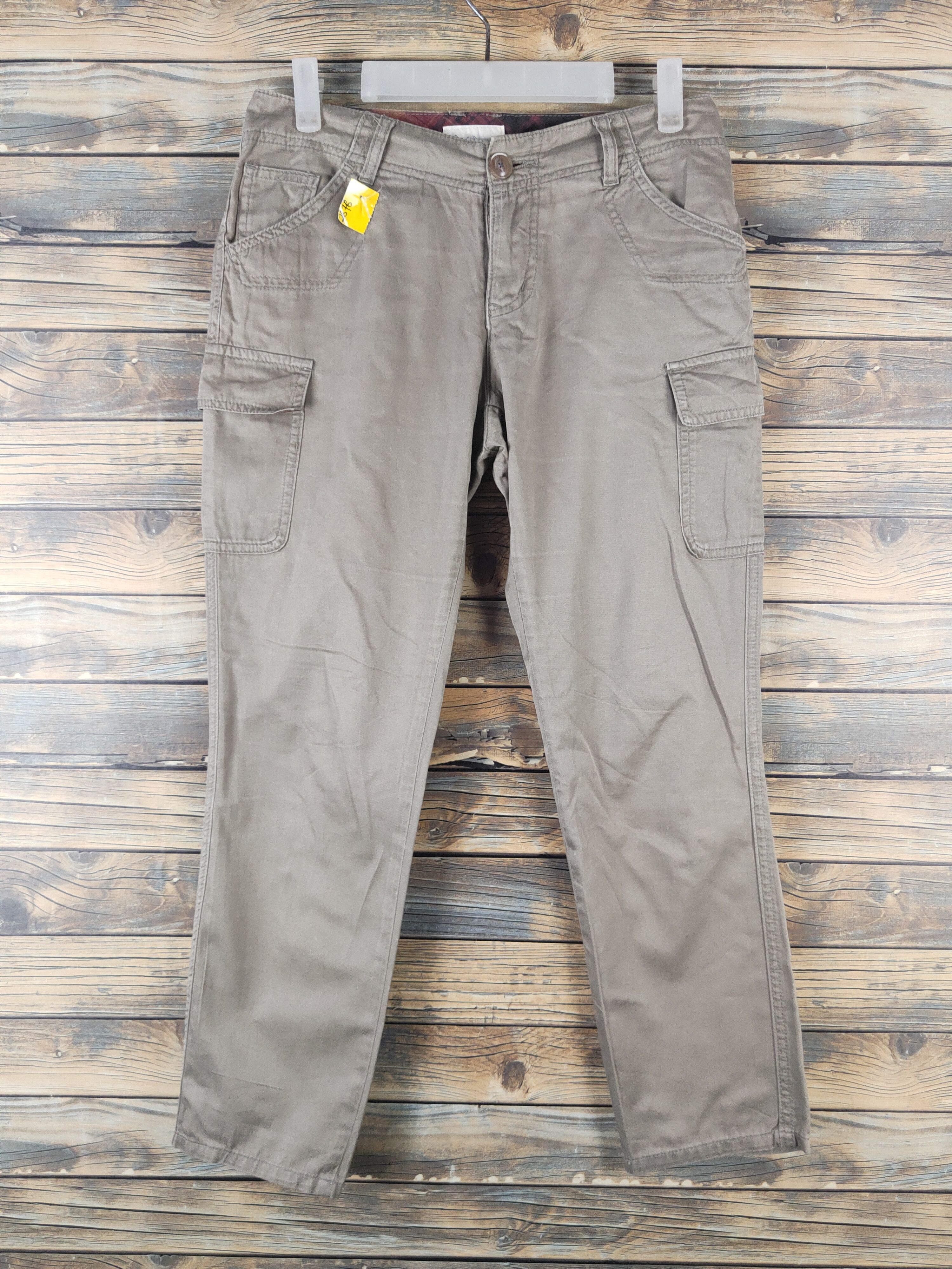 Japanese Brand DL Rope Picnic Beige Multipocket Cargo Pants #2676 Size 28" / US 6 / IT 42 - 1 Thumbnail