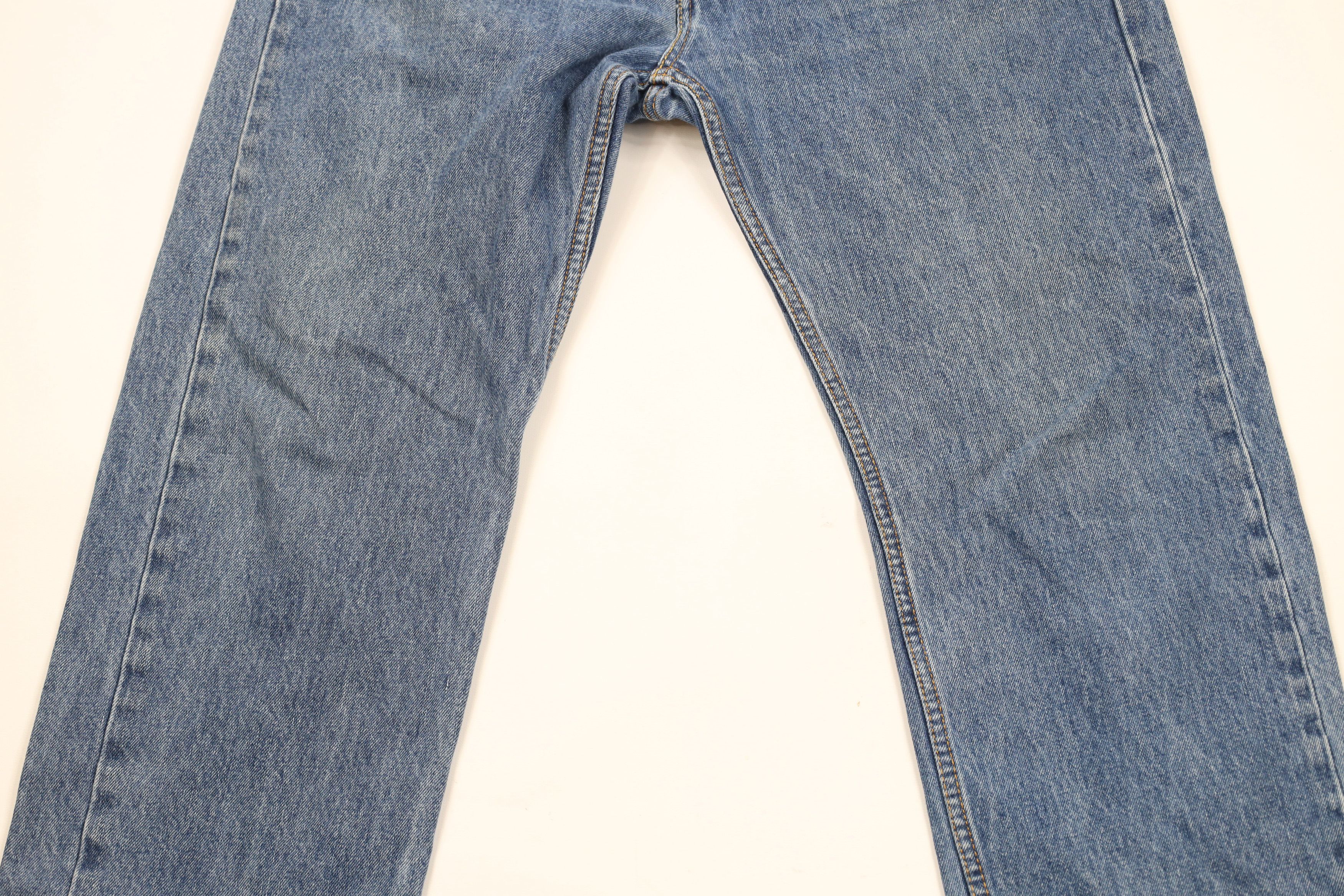 Levi's × Vintage Vintage Y2K Levis 505 Regular Fit Denim Jeans Blue Cotton Size US 33 - 3 Thumbnail
