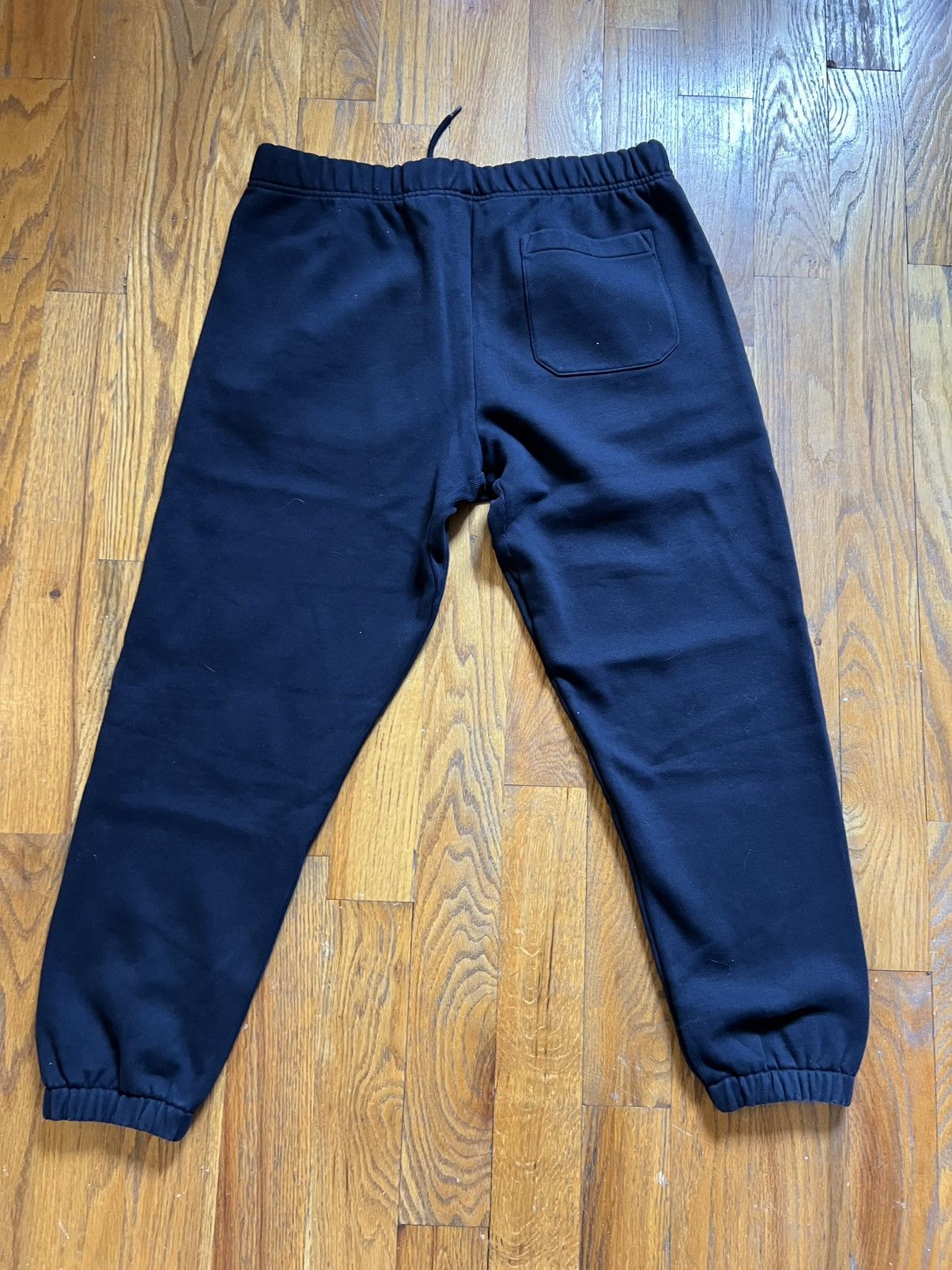 Carhartt NAVY CHASE SWEATPANT Size US 34 / EU 50 - 2 Thumbnail