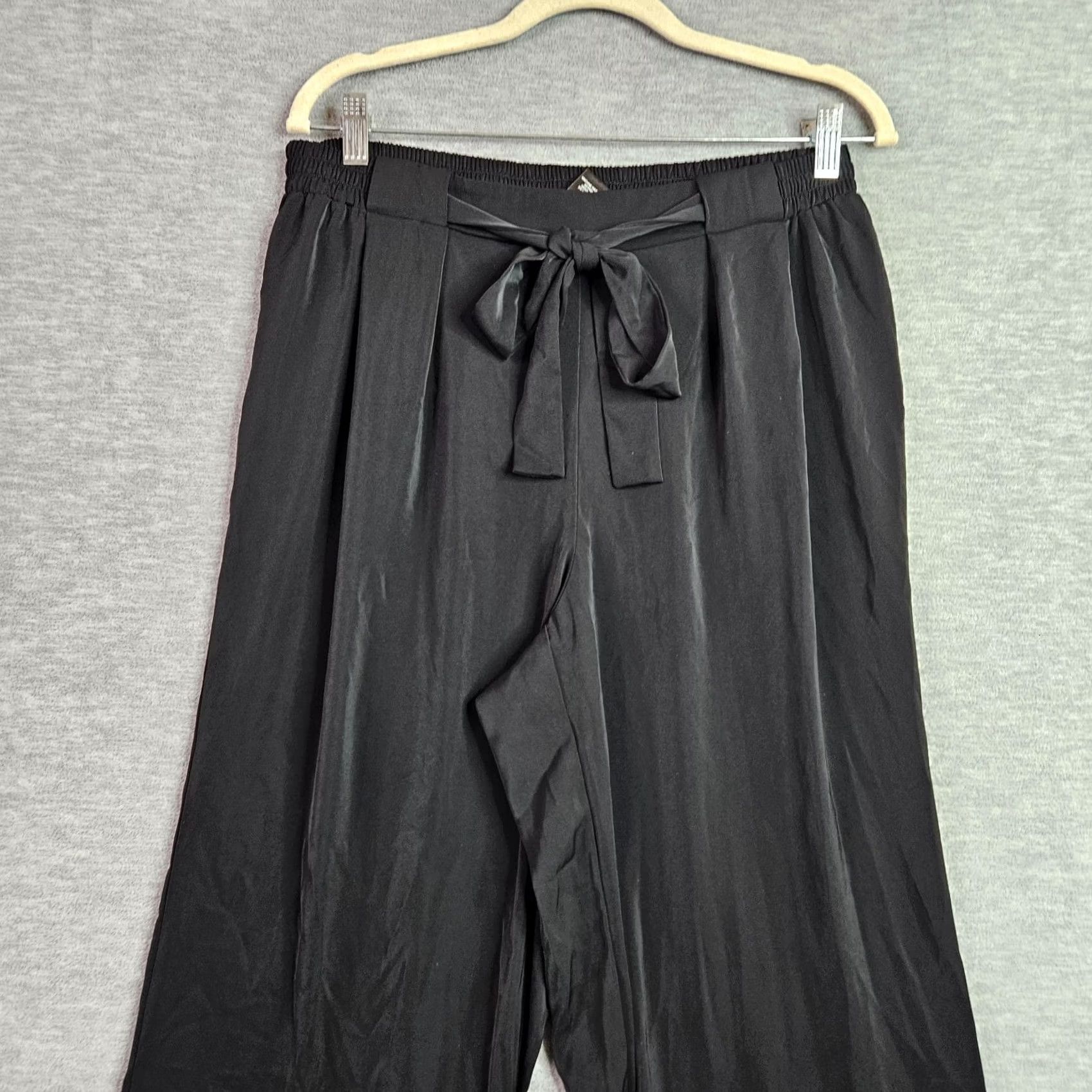 Vintage SOHO Women’s Black Wide Leg Pleated Pants Size 1X Elastic Waist Tie Front Pants Women 1X Black Tie Front Casual Office Wear Size 40" / US 18 - 5 Thumbnail