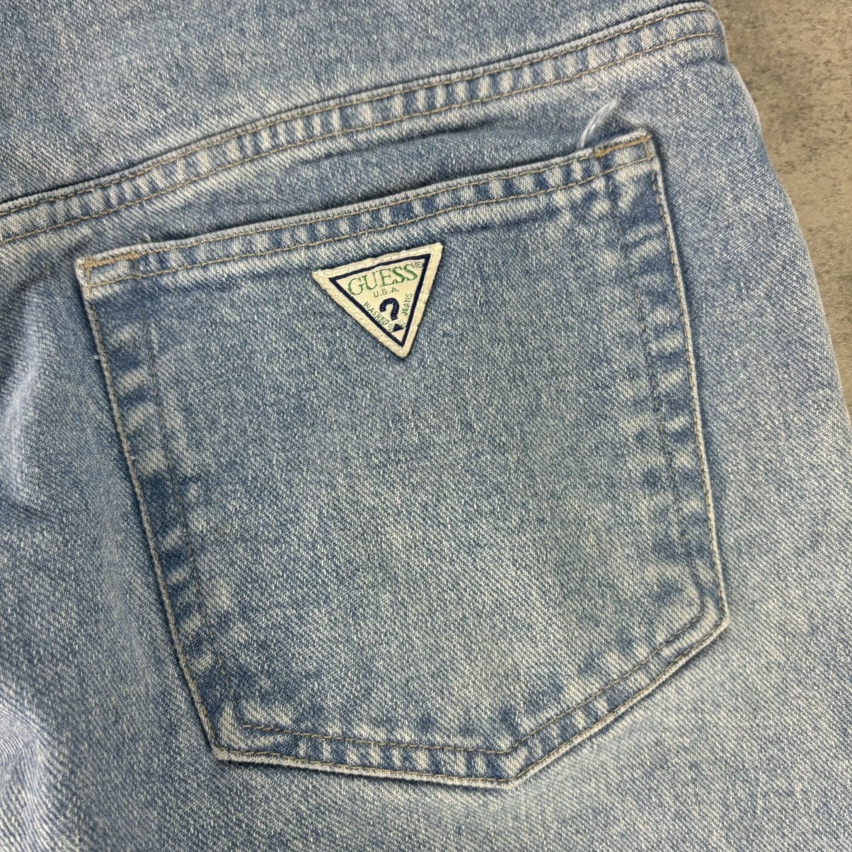 Guess Vintage 90s light wash guess jeans Size US 33 - 3 Thumbnail