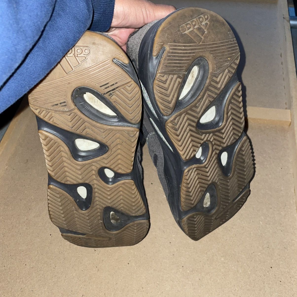 Adidas × Yeezy Yeezy 700 Utility Black Size US 12.5 / EU 45-46 - 6 Thumbnail