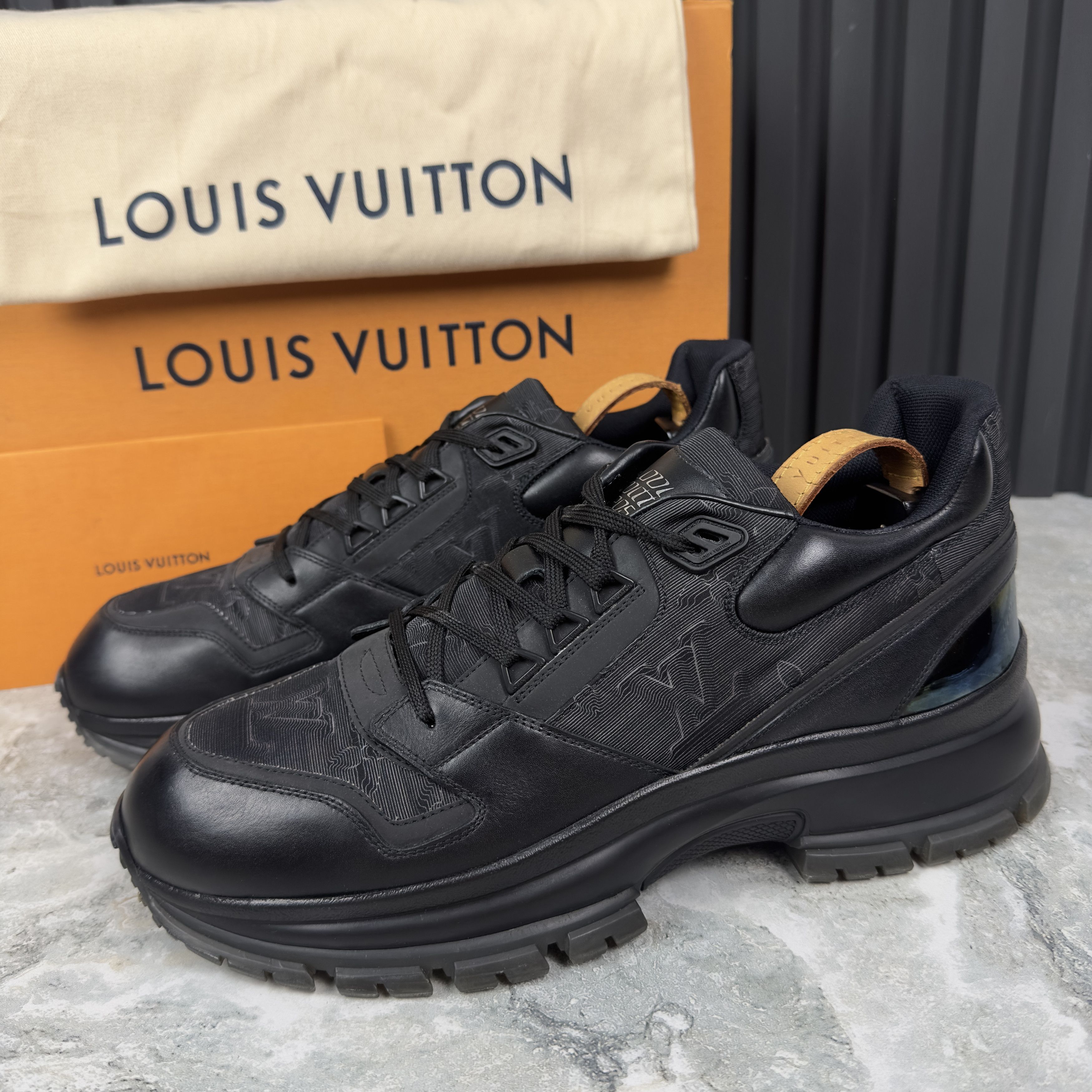Pre-owned Louis Vuitton 2054 Lv Trail Line Virgil Abloh Run Away Shoes In Black