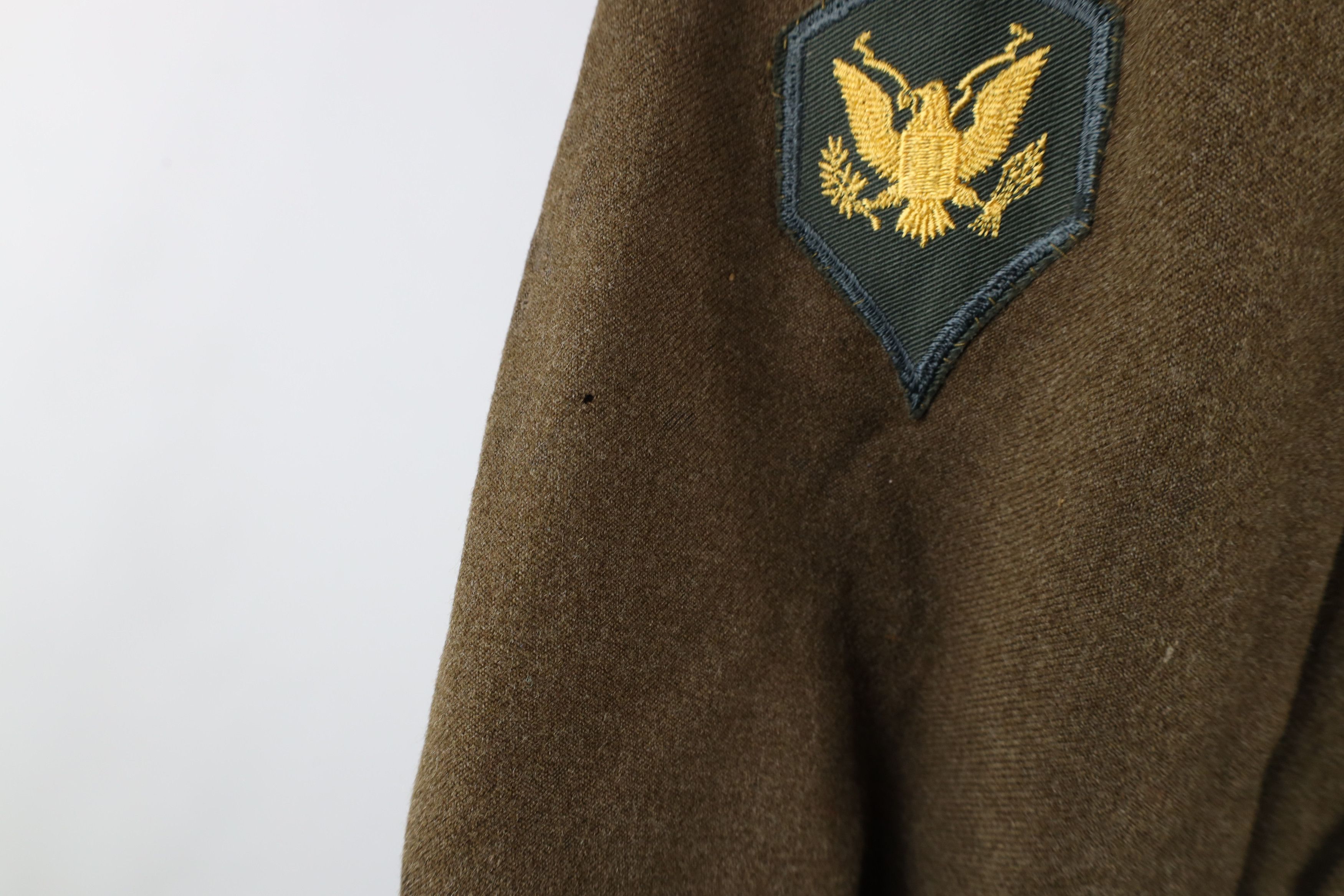 Vintage Vintage 40s World War II Military Wool OD Field Jacket USA Size US L / EU 52-54 / 3 - 8 Thumbnail