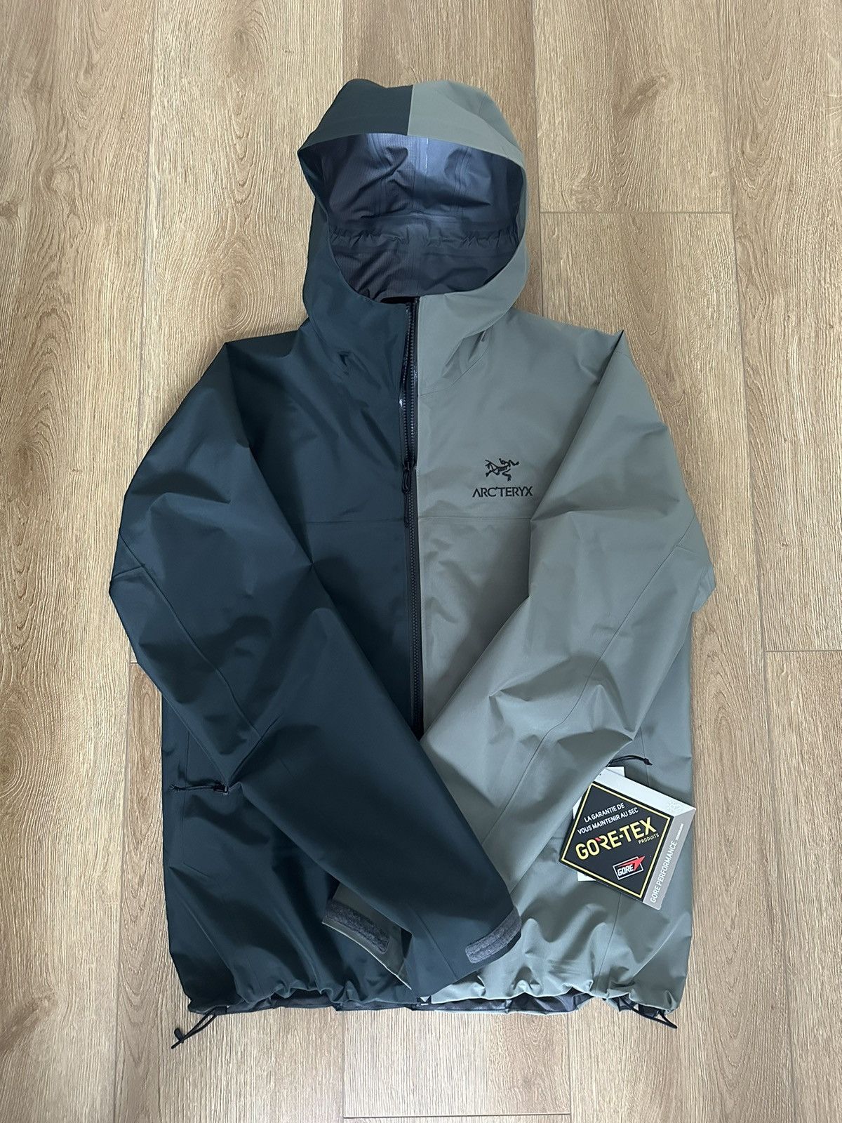 Arc'Teryx Arcteryx ReCut Split Beta Jacket Forage | Grailed