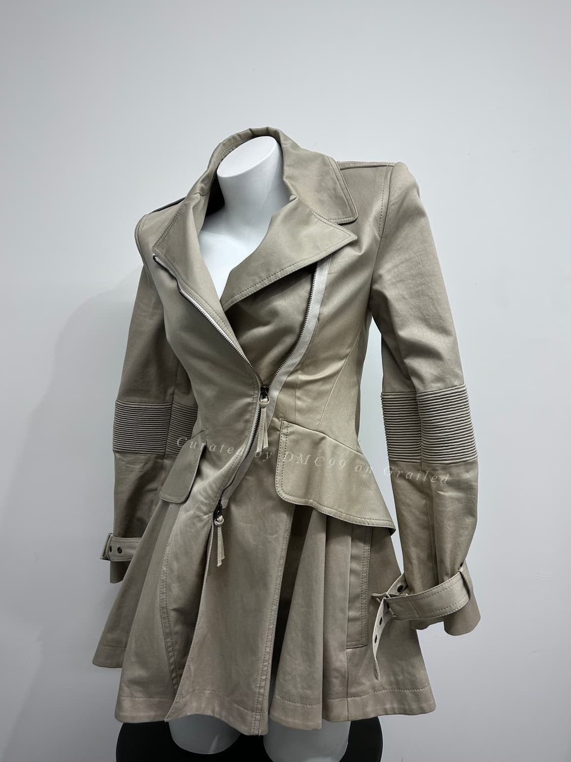 Alexander McQueen Alexander McQueen Vintage Trench Coat Size S / US 4 / IT 40 - 1 Thumbnail