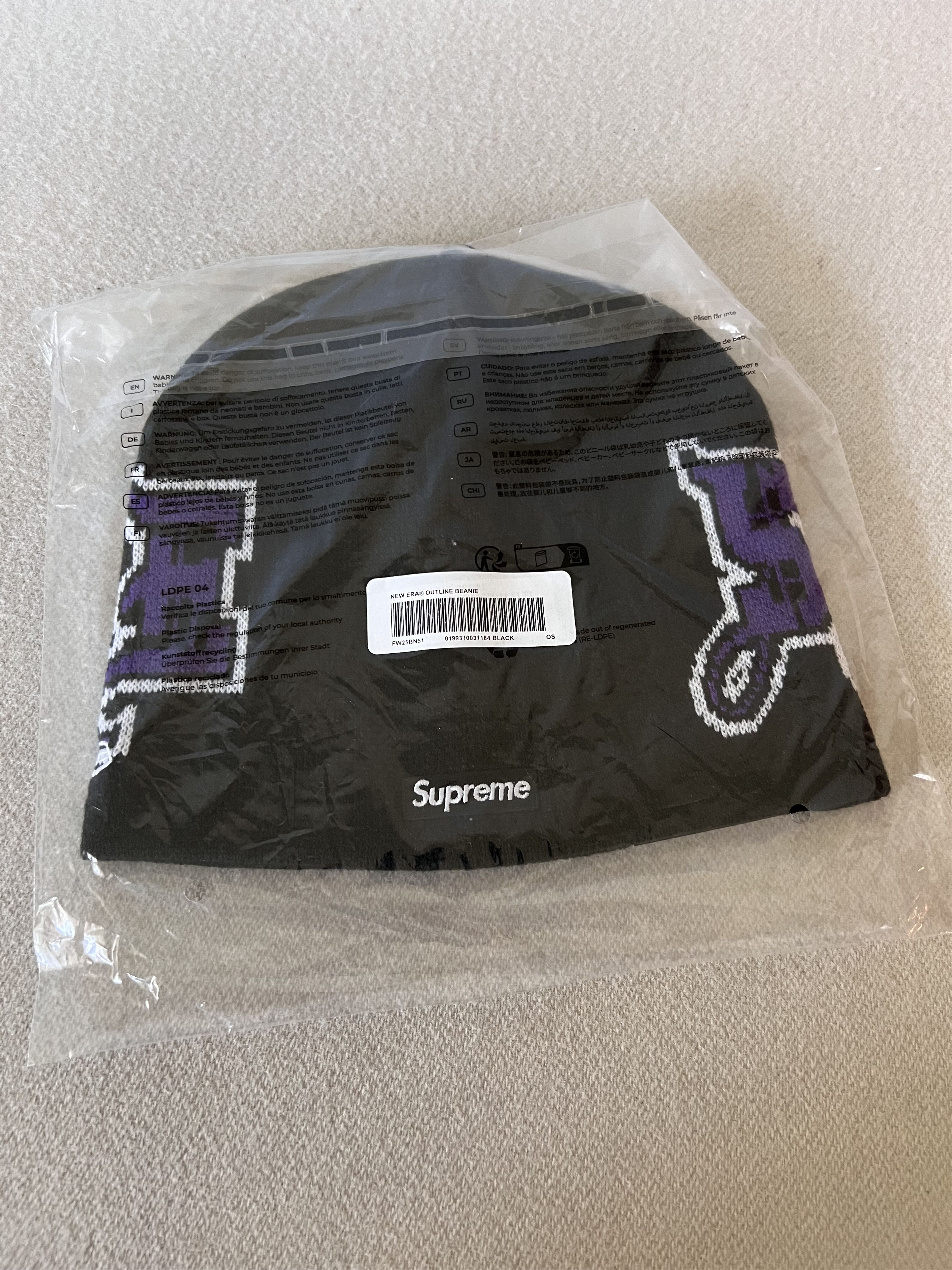 New Era × Supreme Supreme New Era Outline Beanie in Black Size ONE SIZE - 2 Thumbnail