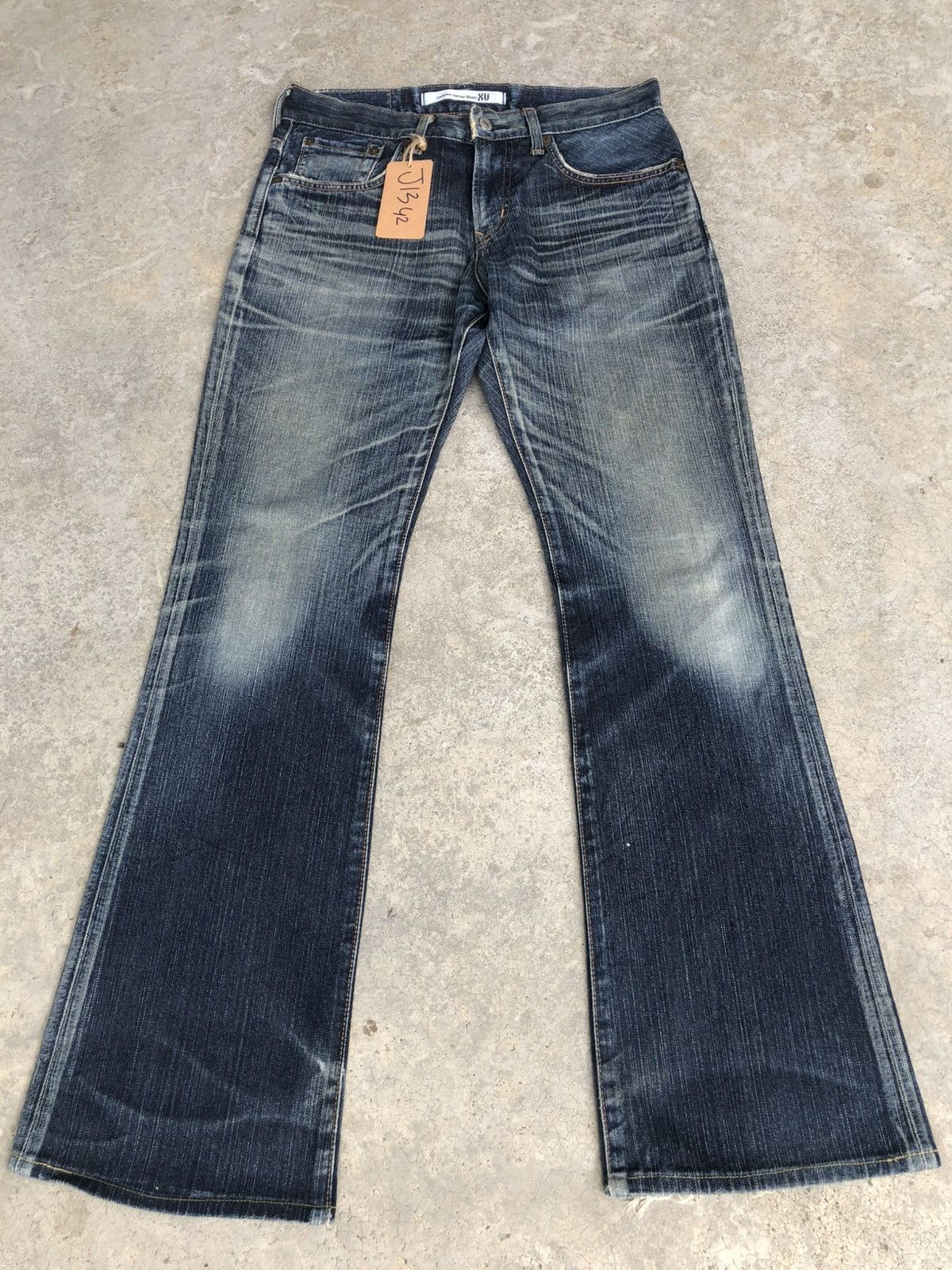 Le Grande Bleu (L.G.B.) Edwin XV Flared Jeans Bootcut Distressed Jeans Size US 31 - 1 Thumbnail