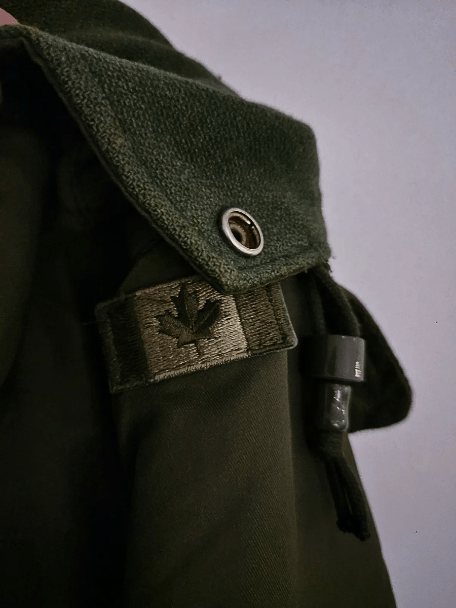 Other Vintage x 80s-90s Canadian Military ECW Combat Parka Size US M / EU 48-50 / 2 - 3 Thumbnail