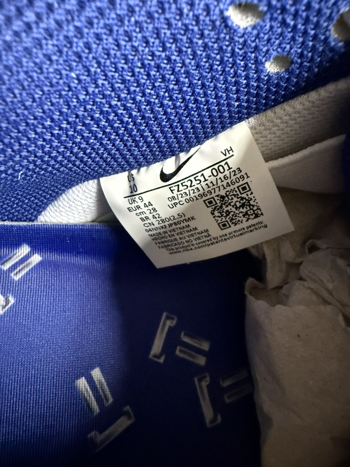 Nike NEW IN BOX Nike SB Dunk Low Pro Rayssa Leal. Sz 10 M. 11.5 W Size US 10 / EU 43 - 12 Thumbnail