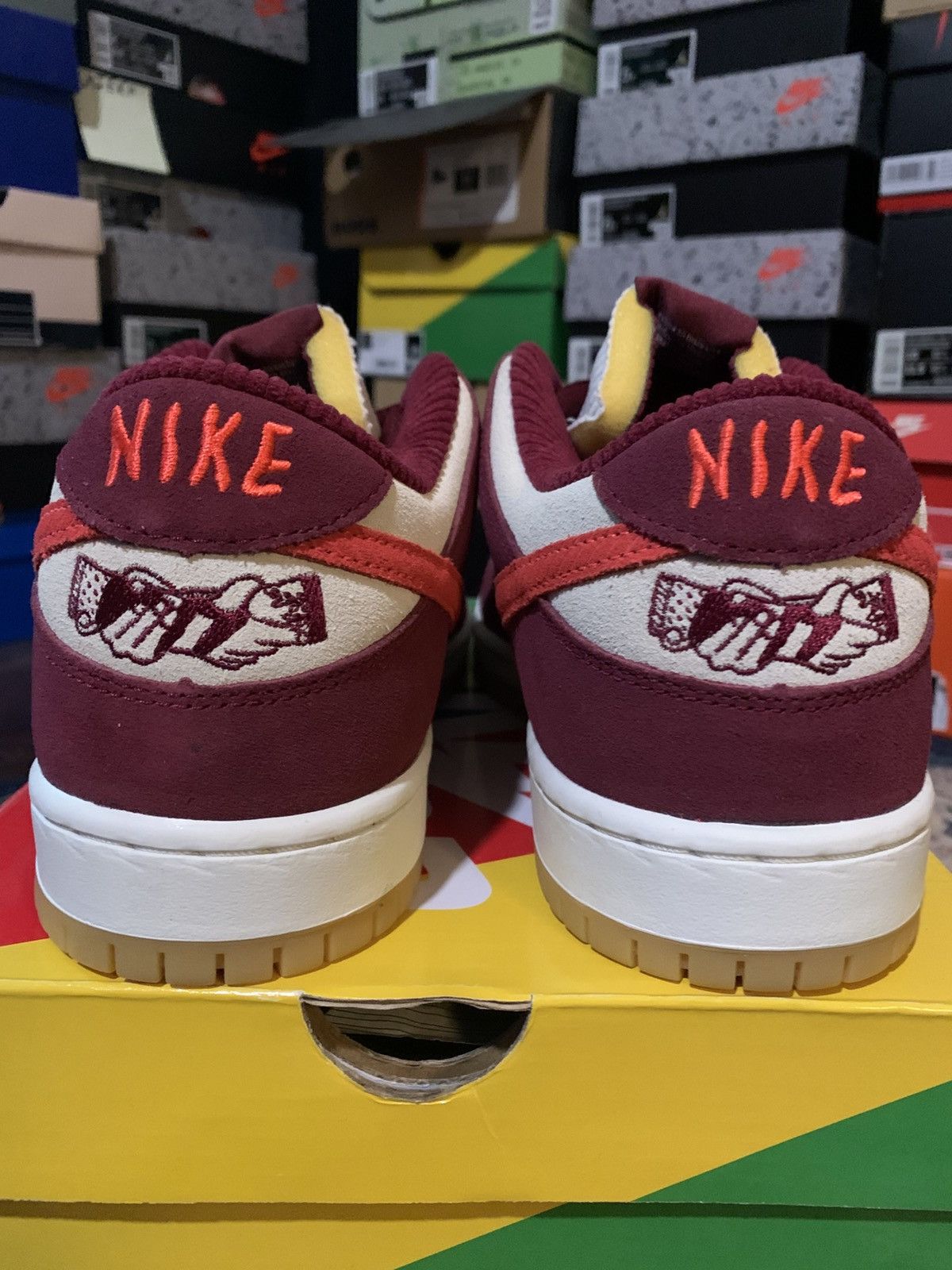 Nike 2022 Nike Sb Dunk Low Skate Like A Girl Size US 11.5 / EU 44-45 - 10 Thumbnail
