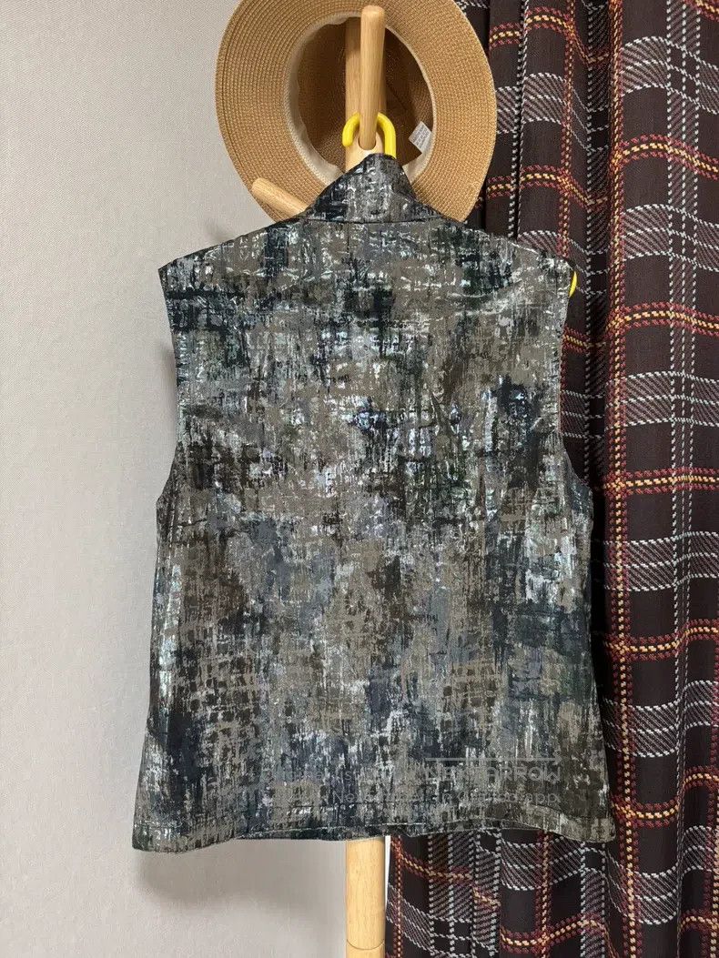 Hermes Hermes Vest, waistcoat. Technological fabric, unique embos Size US M / EU 48-50 / 2 - 2 Thumbnail
