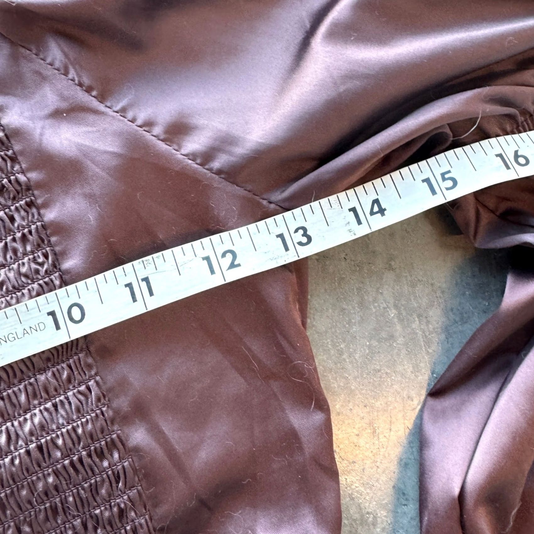 Vintage VINTAGE Y2k Brown Satin Medieval Tie Scrunch Longsleeeve Women’s Blouse Small Size S / US 4 / IT 40 - 4 Thumbnail