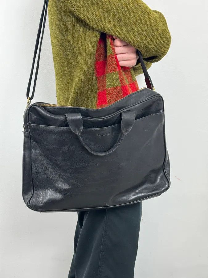 agnes b. 2000s Agnès B Black Leather Shoulder Bag Size ONE SIZE - 1 Thumbnail