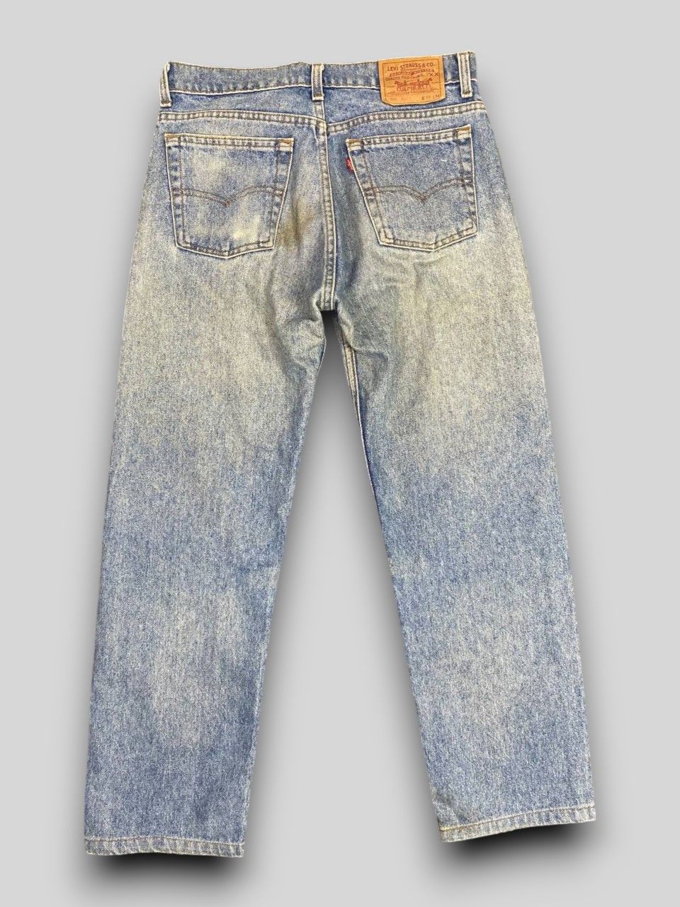 Levi's vintage levis 505 medium wash denim nice design Size US 32 / EU 48 - 2 Thumbnail
