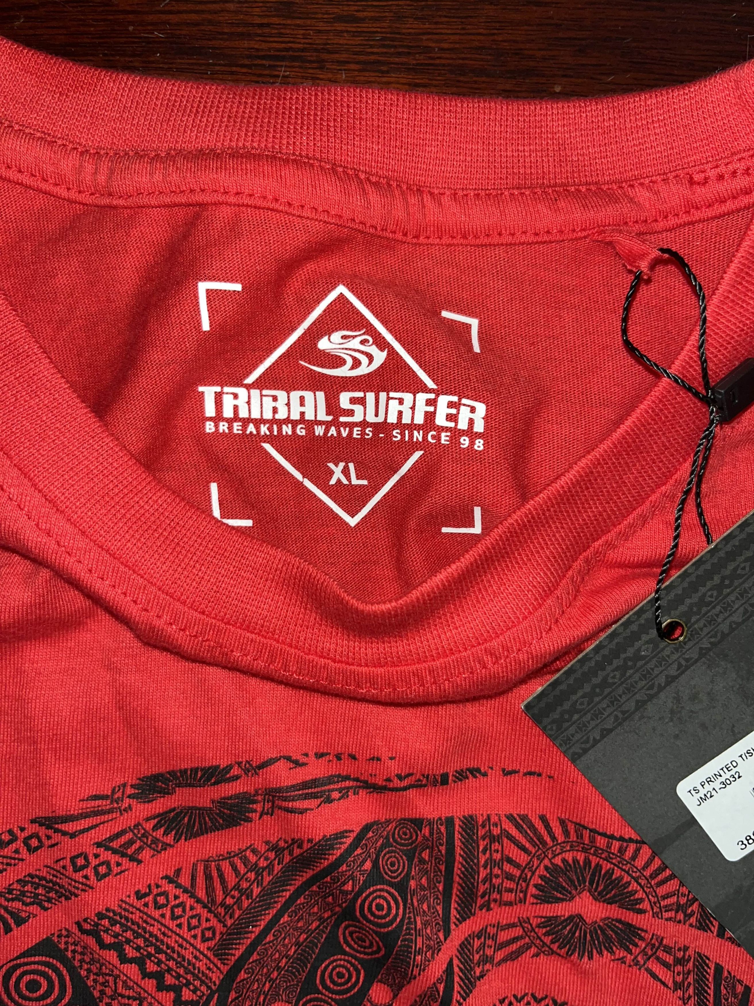 Vacation Y2K Tribal Hawaii Surfer Fiji Tee Size US XL / EU 56 / 4 - 4 Thumbnail