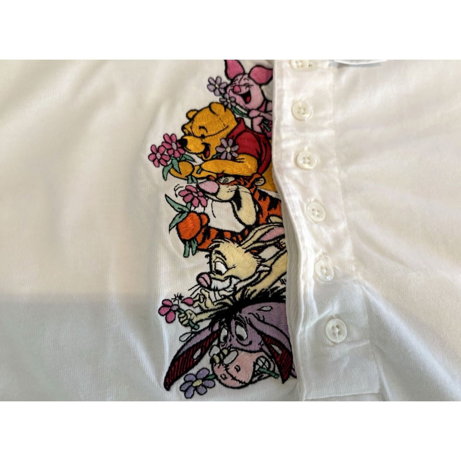 Disney VINTAGE Disney Winnie the Pooh White Embroidered Shirt XL Mens T-Shirt Size US XL / EU 56 / 4 - 3 Thumbnail