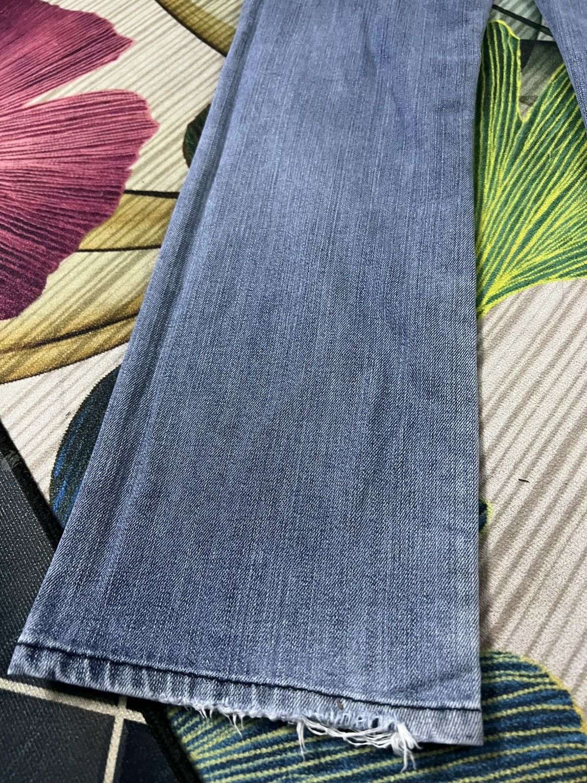 Japanese Brand 💥Vintage Uniqlo Japanese Brand Faded Jean Size US 32 / EU 48 - 16 Thumbnail