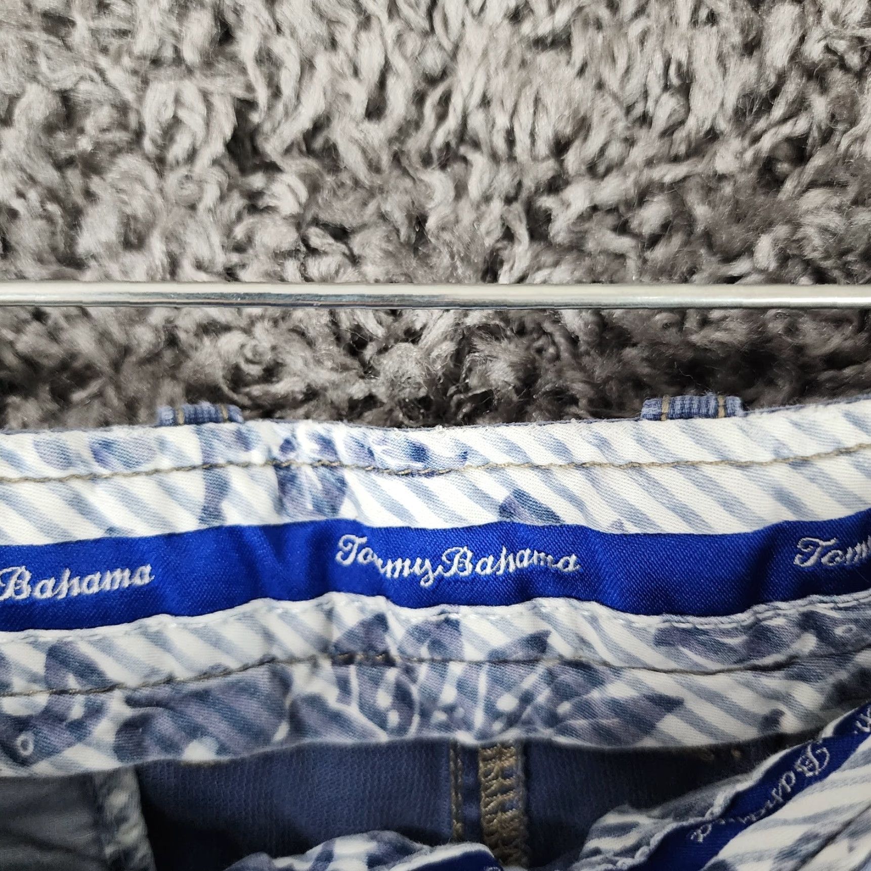 Tommy Bahama TOMMY BAHAMA Men's Blue Cotton Chino Shorts Size 35 Regular Size US 35 - 2 Thumbnail