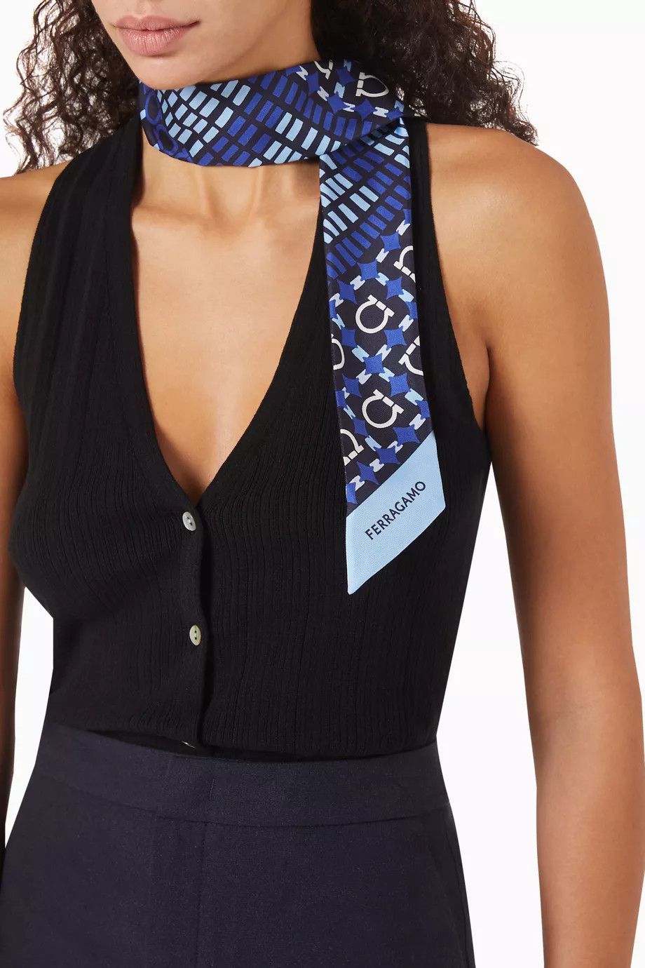 Salvatore Ferragamo o1s1rm0526 Size : OS / Neck Scarf in Multicolor Size ONE SIZE - 4 Thumbnail