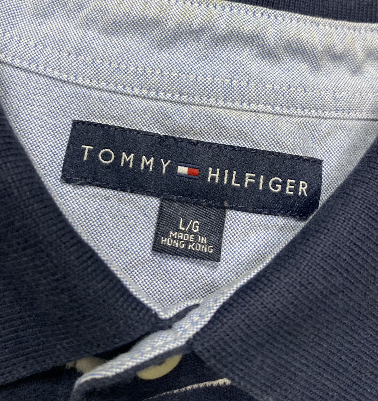 Tommy Hilfiger Vintage Tommy Hilfiger Navy/White Striped Polo Shirt Size US L / EU 52-54 / 3 - 3 Thumbnail