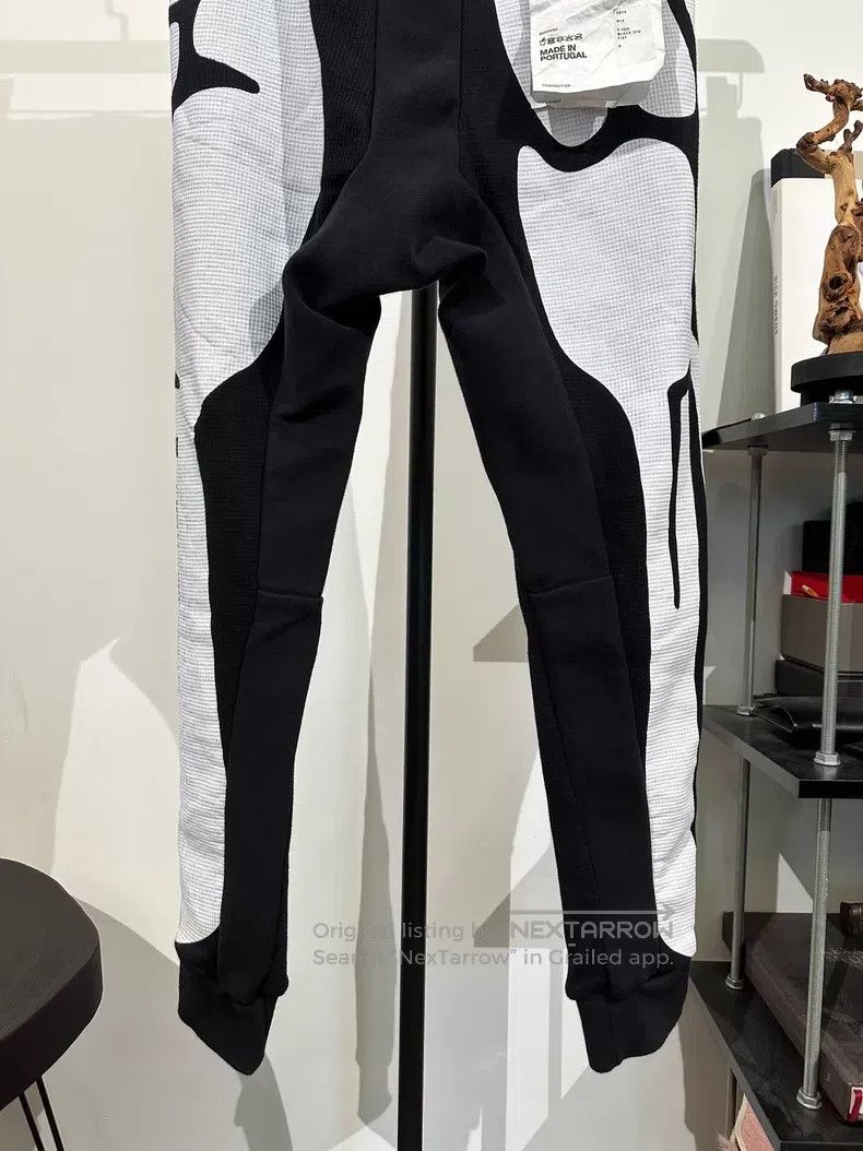 Boris Bidjan Saberi Boris Bidjan Saberi Size S P13 printed jogger pants| Size US 28 / EU 44 - 3 Thumbnail