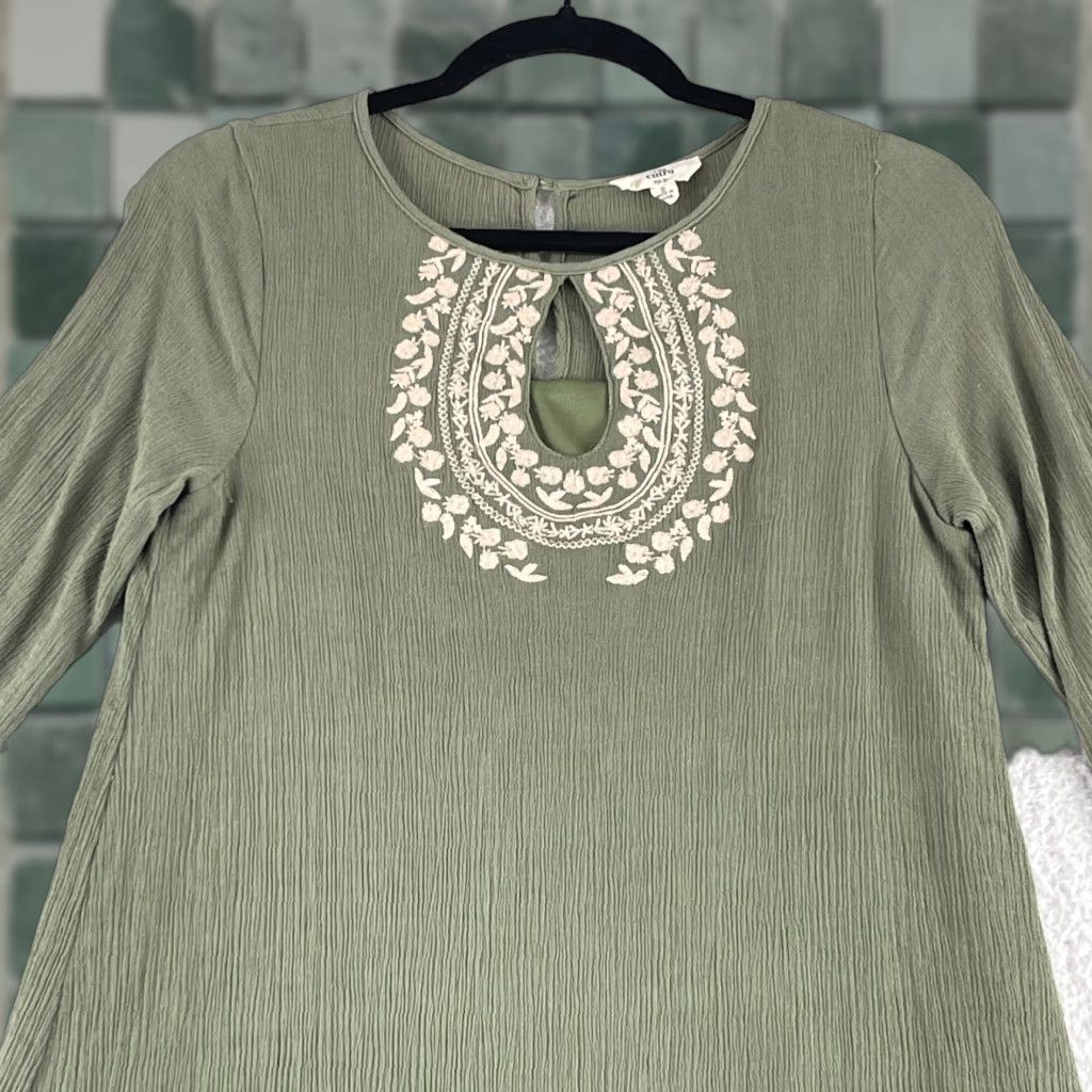 Vintage Entro Green Crepe Embroidered 3/4 Sleeve Swing Dress Womens Small Pullover Dress Shirt? Size S / US 4 / IT 40 - 1 Thumbnail