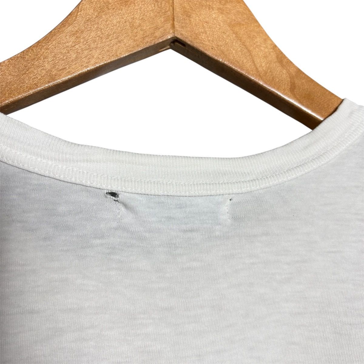 Emporio Armani Vintage 90s Emporio Armani Graphic T-Shirt / Swimwear Sports Size L / US 10 / IT 46 - 7 Thumbnail