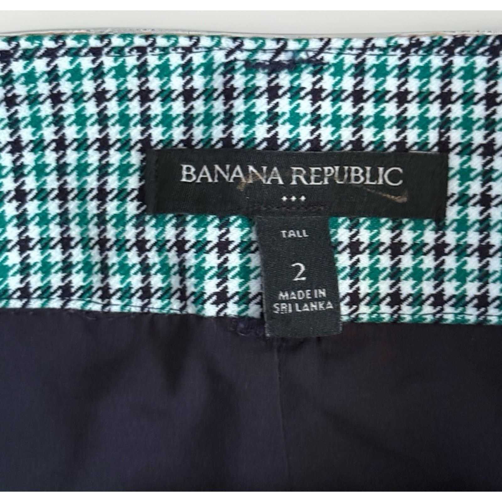 Banana Republic Banana Republic Houndstooth Pencil Skirt White (Size 2 Tall) Size 26" / US 2 / IT 38 - 2 Thumbnail