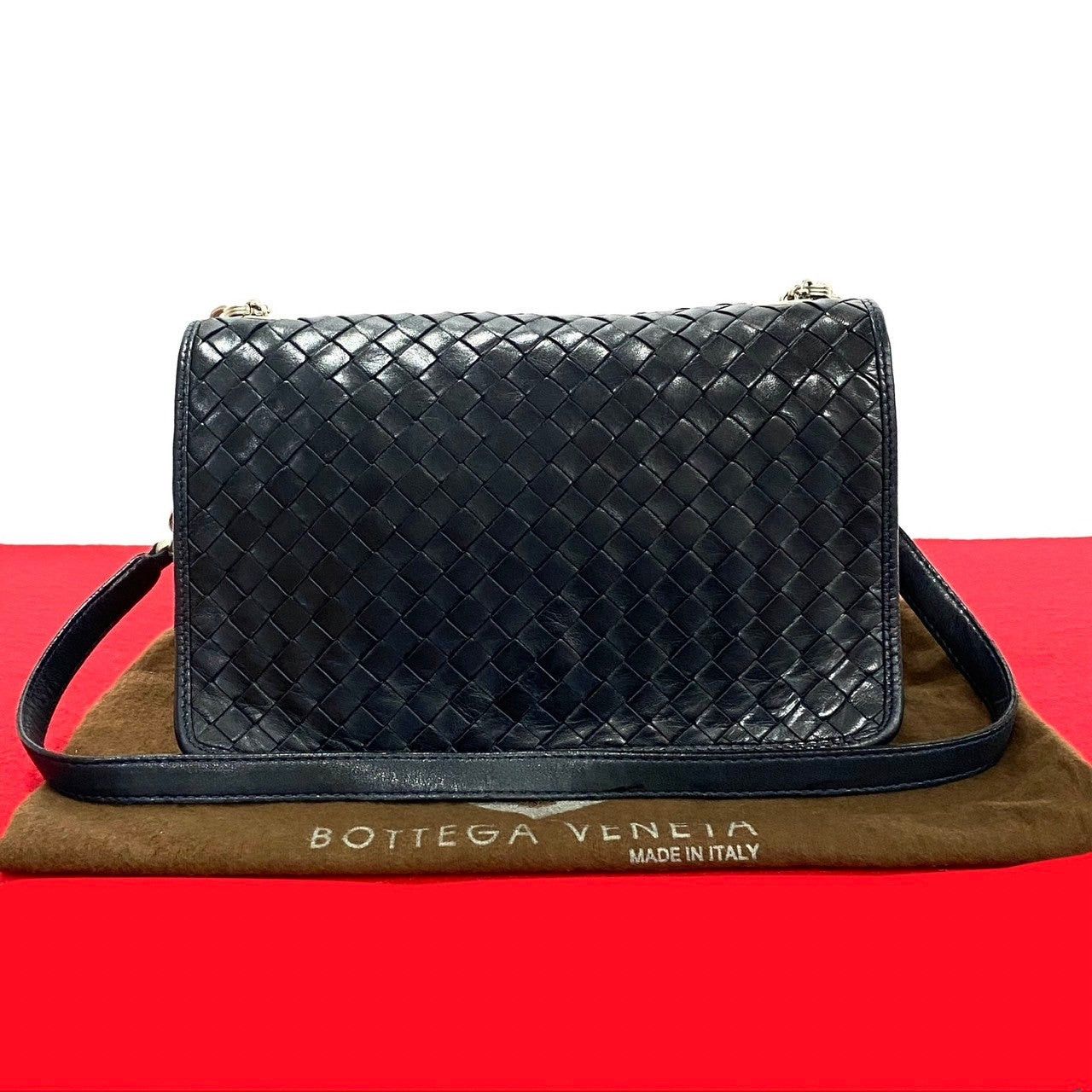 Bottega Veneta Bottega Veneta Shoulder Bag Navy Leather Size ONE SIZE - 1 Thumbnail