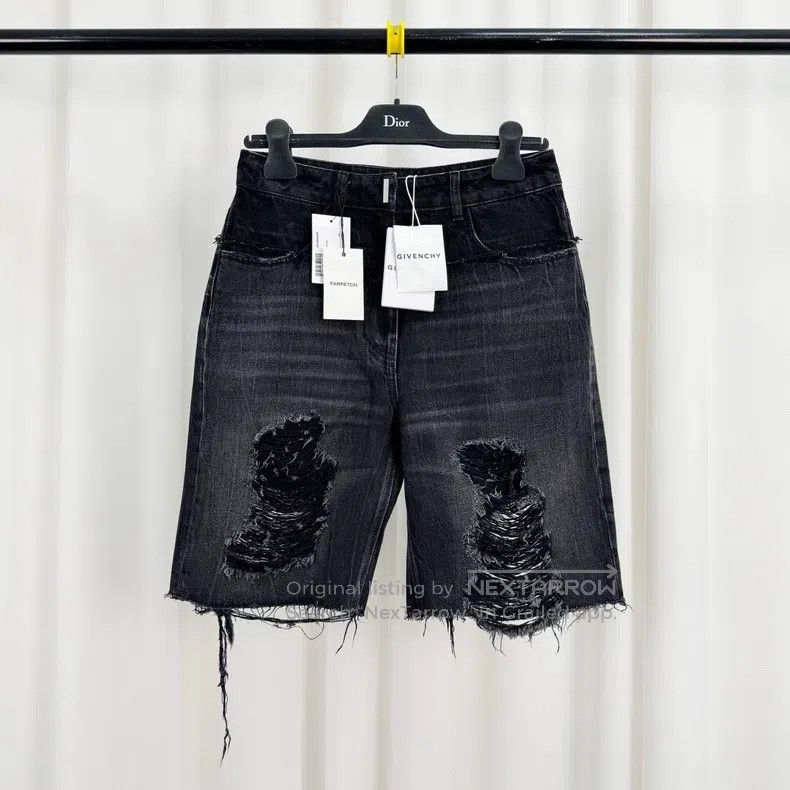 Givenchy Givenchy Washed destroyed ripped denim shorts Size US 36 / EU 52 - 1 Thumbnail